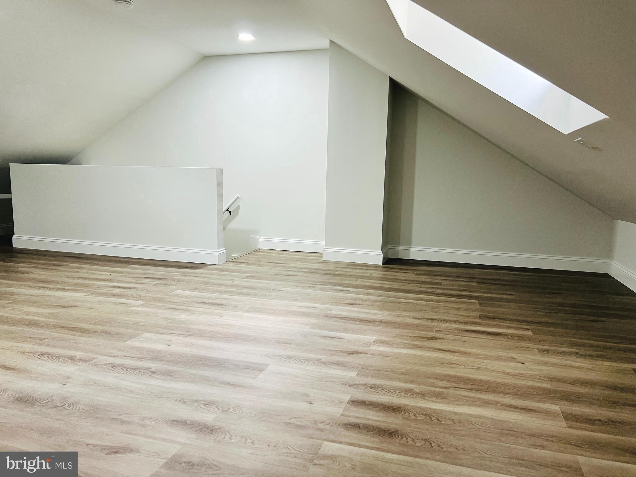 PERRING LOCH - Residential