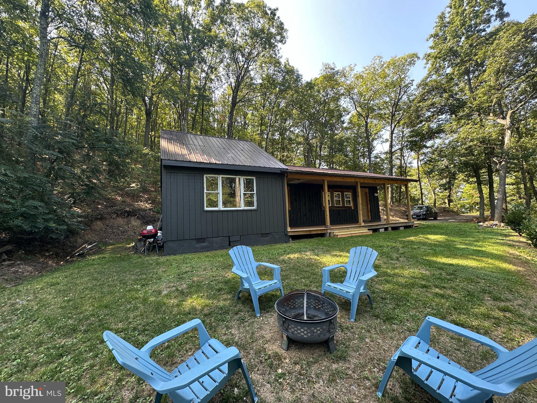 LAKE FERNDALE - Residential