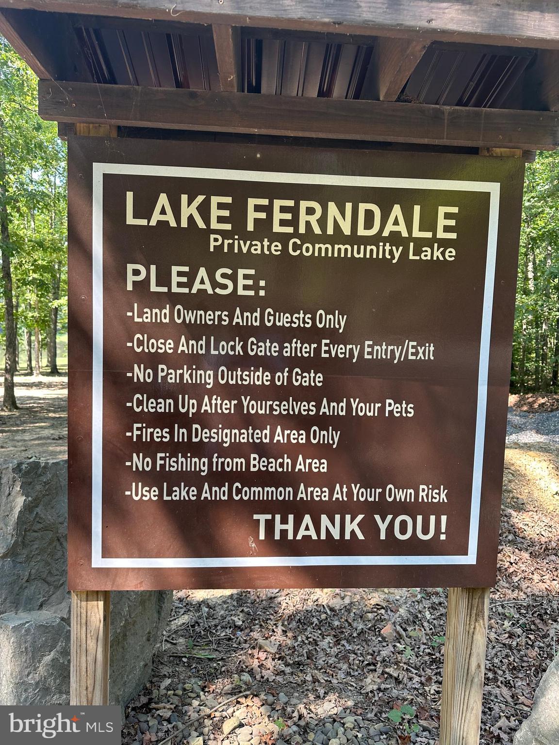 LAKE FERNDALE - Residential