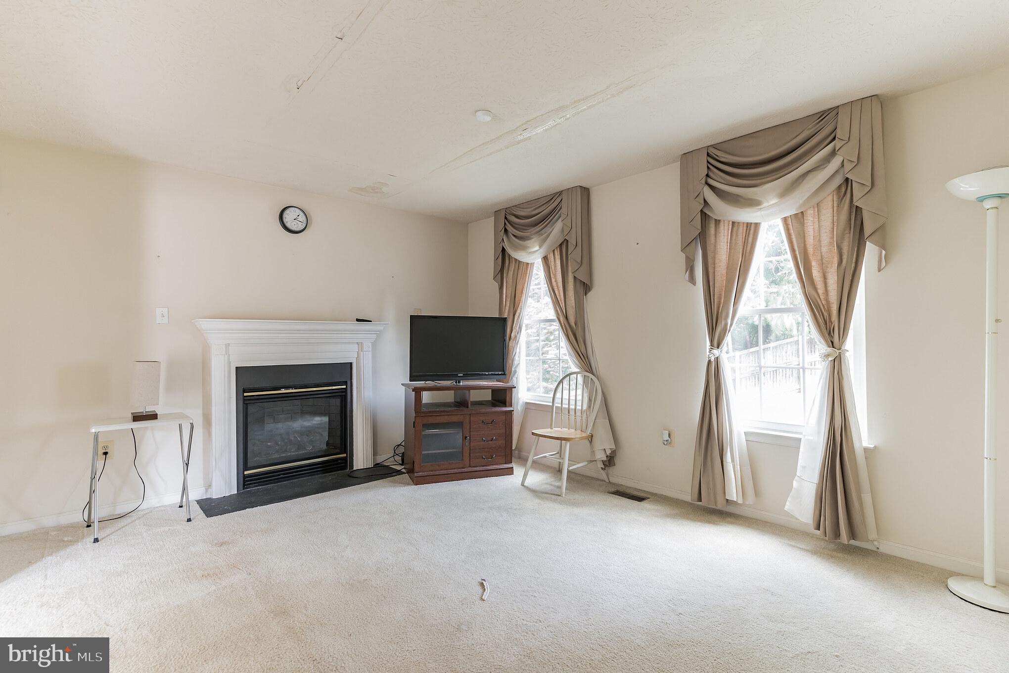 SOUTH HAMPTON SUB - Residential