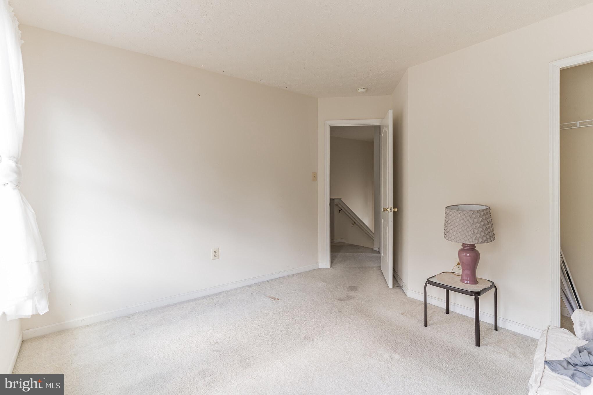 SOUTH HAMPTON SUB - Residential