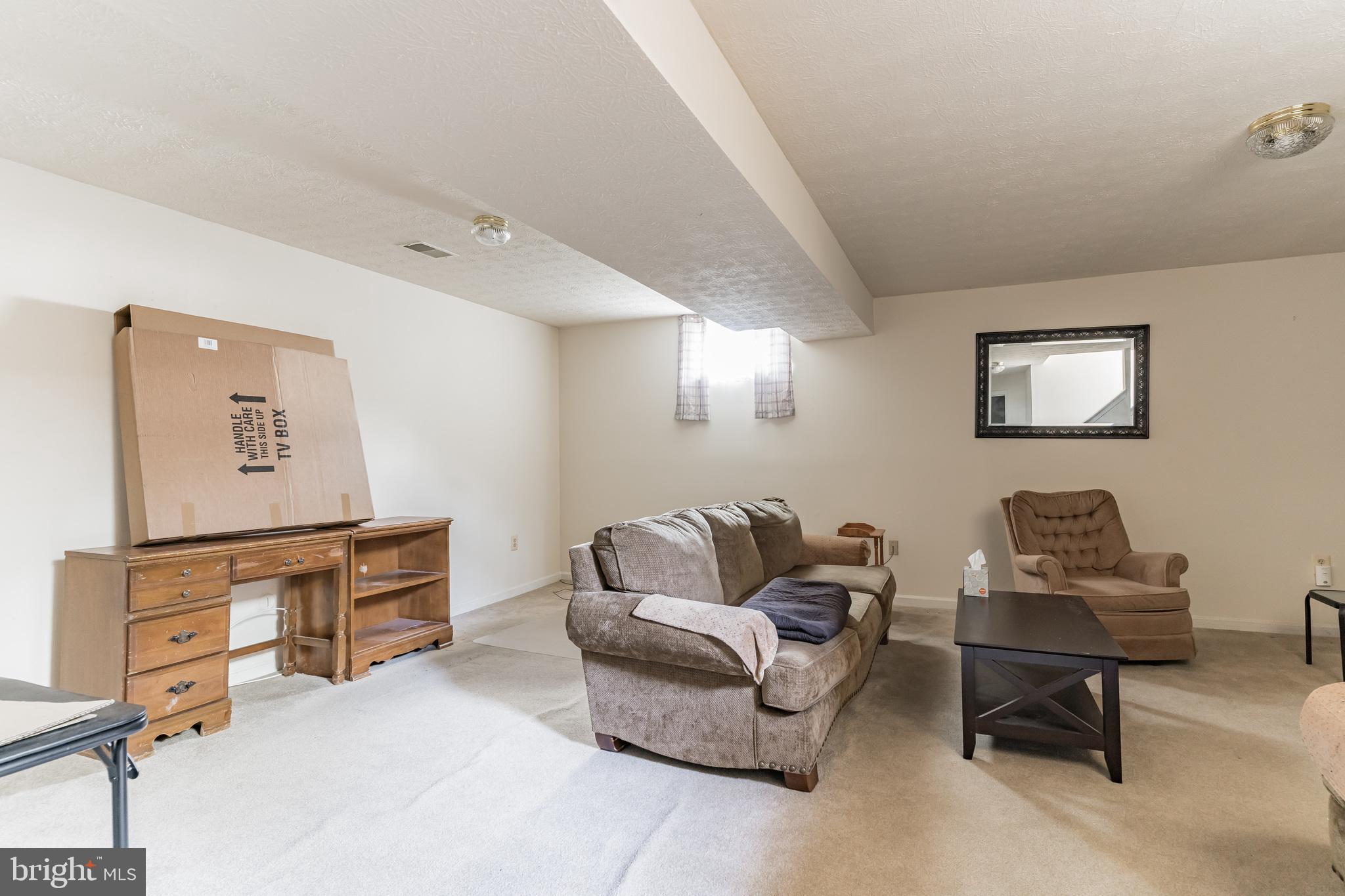 SOUTH HAMPTON SUB - Residential