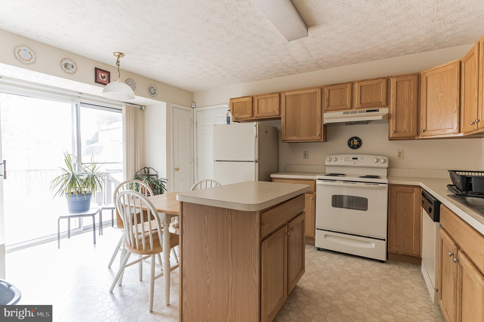 SOUTH HAMPTON SUB - Residential