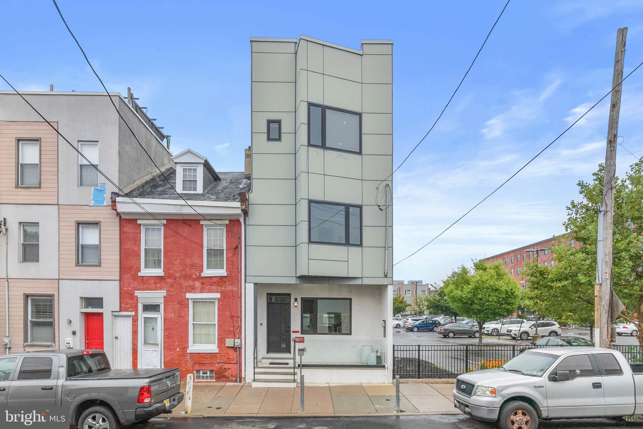 OLDE KENSINGTON - Residential