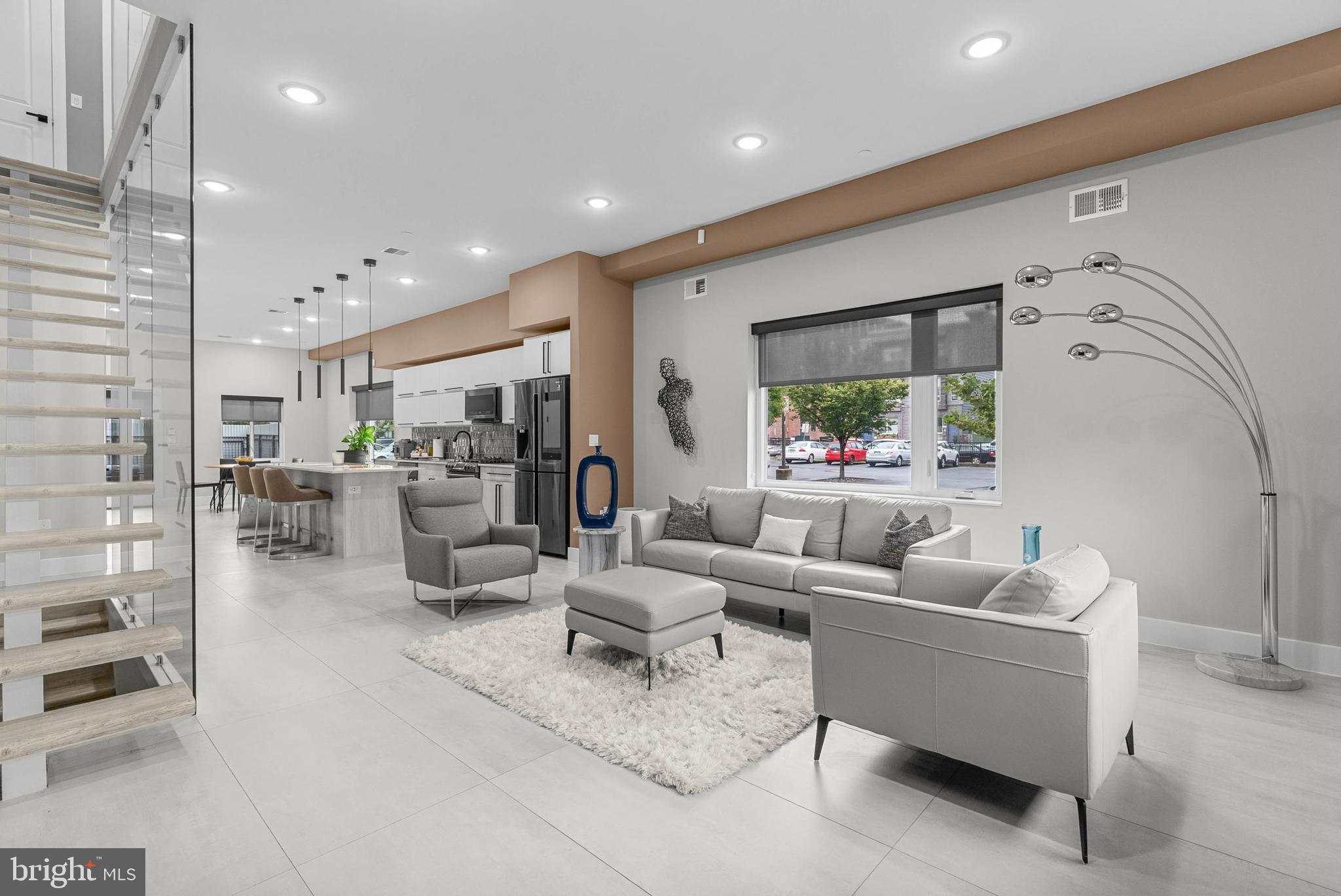 OLDE KENSINGTON - Residential