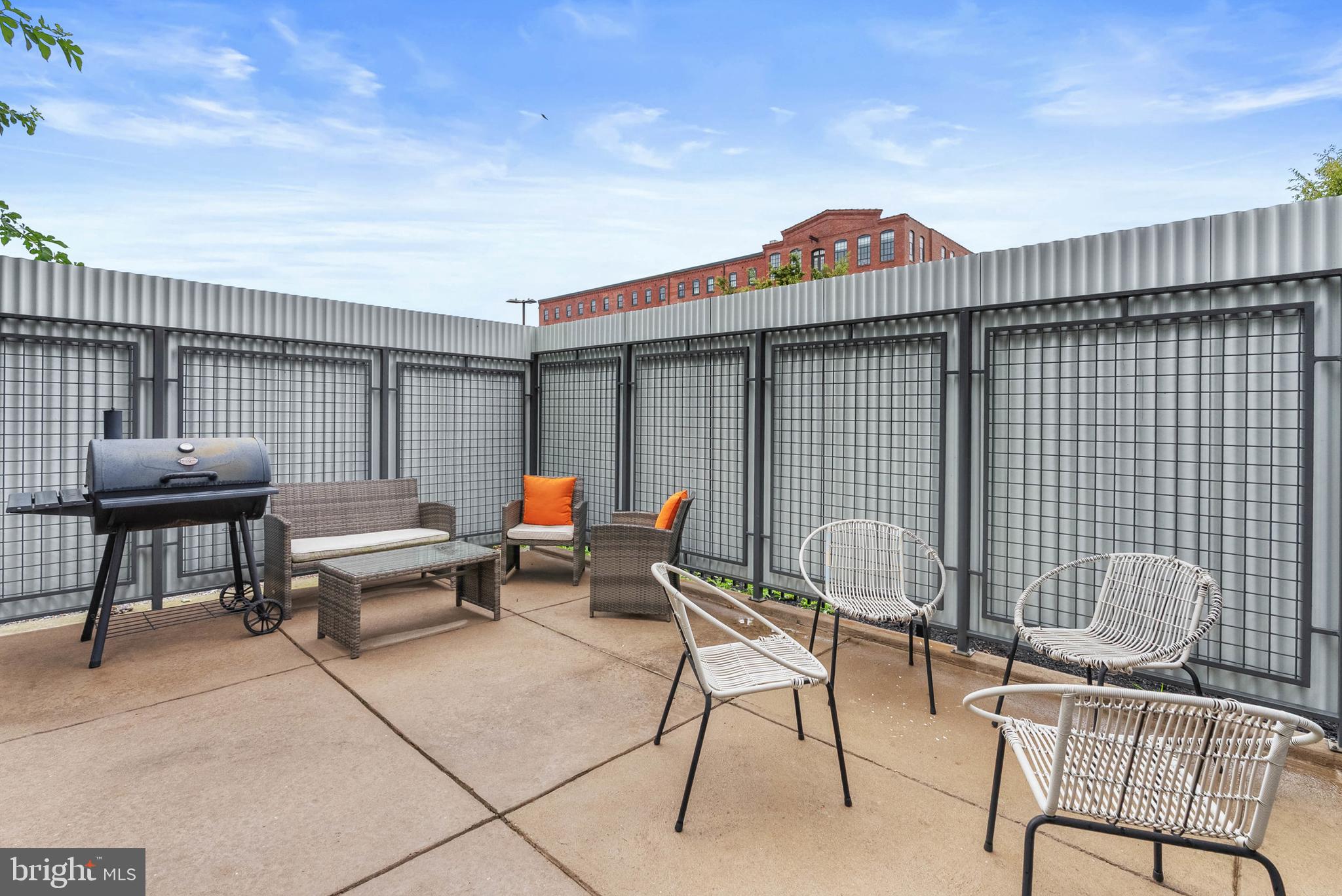 OLDE KENSINGTON - Residential