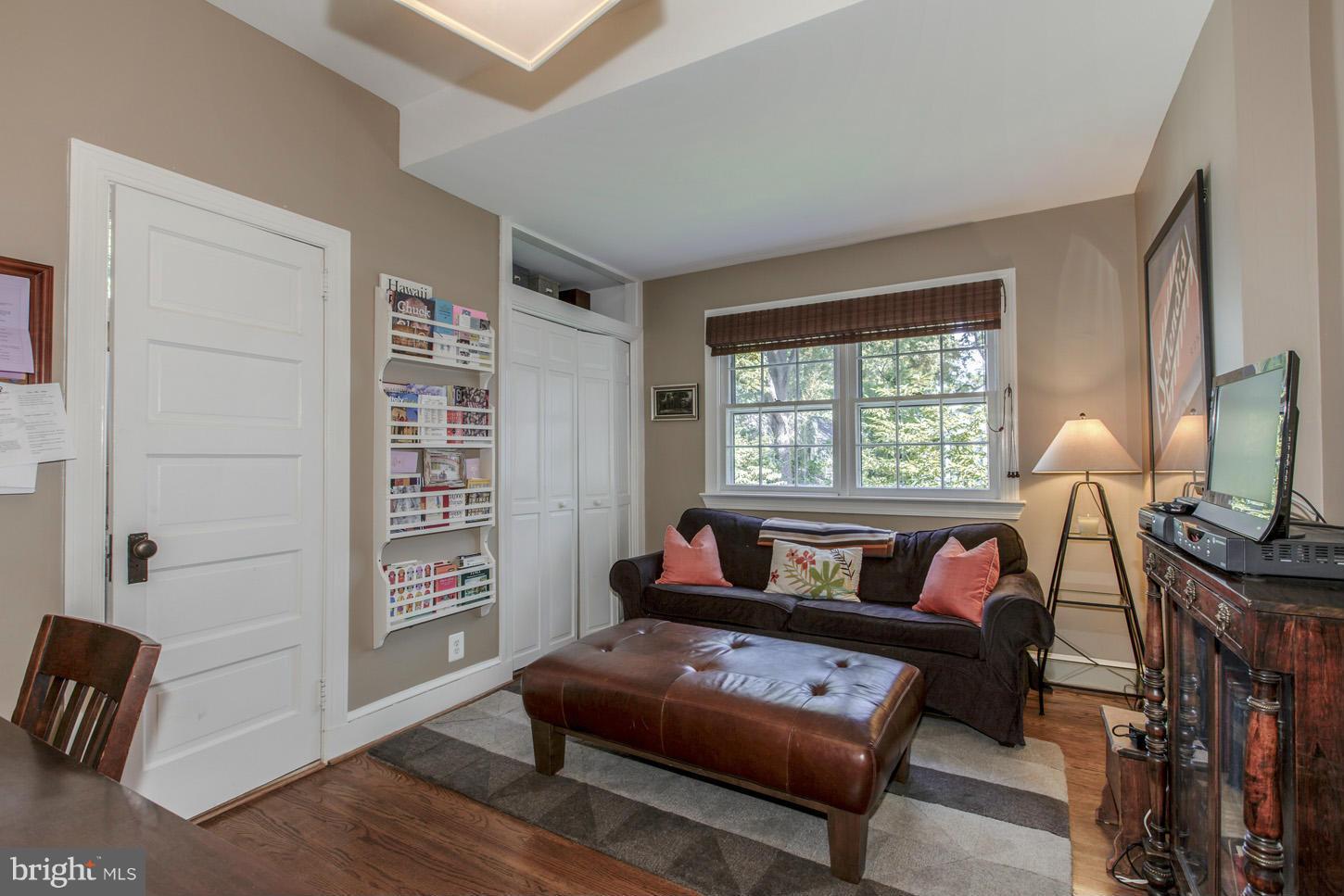 CHEVY CHASE - Residential