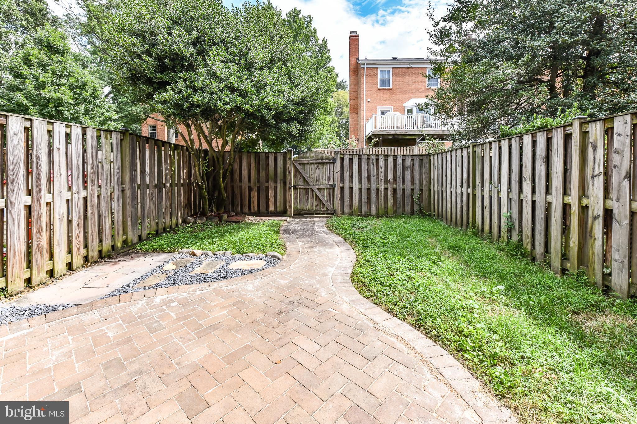 WATERFORD - Residential Lease