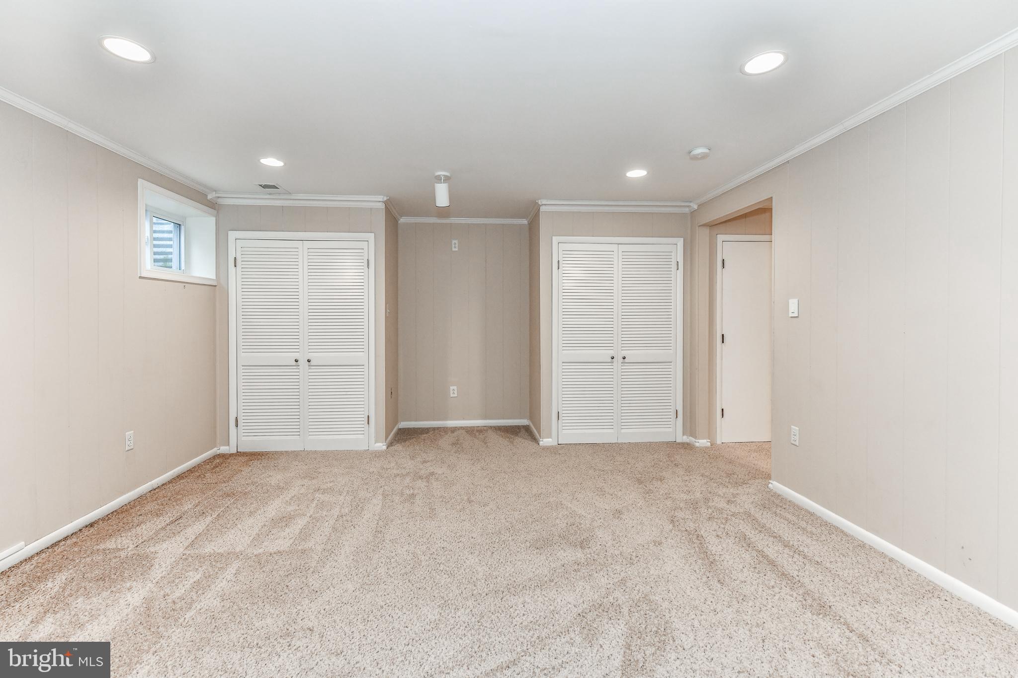 WATERFORD - Residential Lease