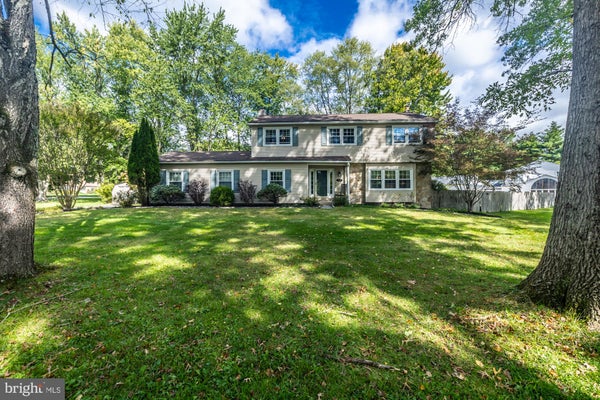 615 MEADOW DR, WEST CHESTER, PA 19380 - Image e15880b6bf0ef731c2e2dcc50b70a9df/2708254914