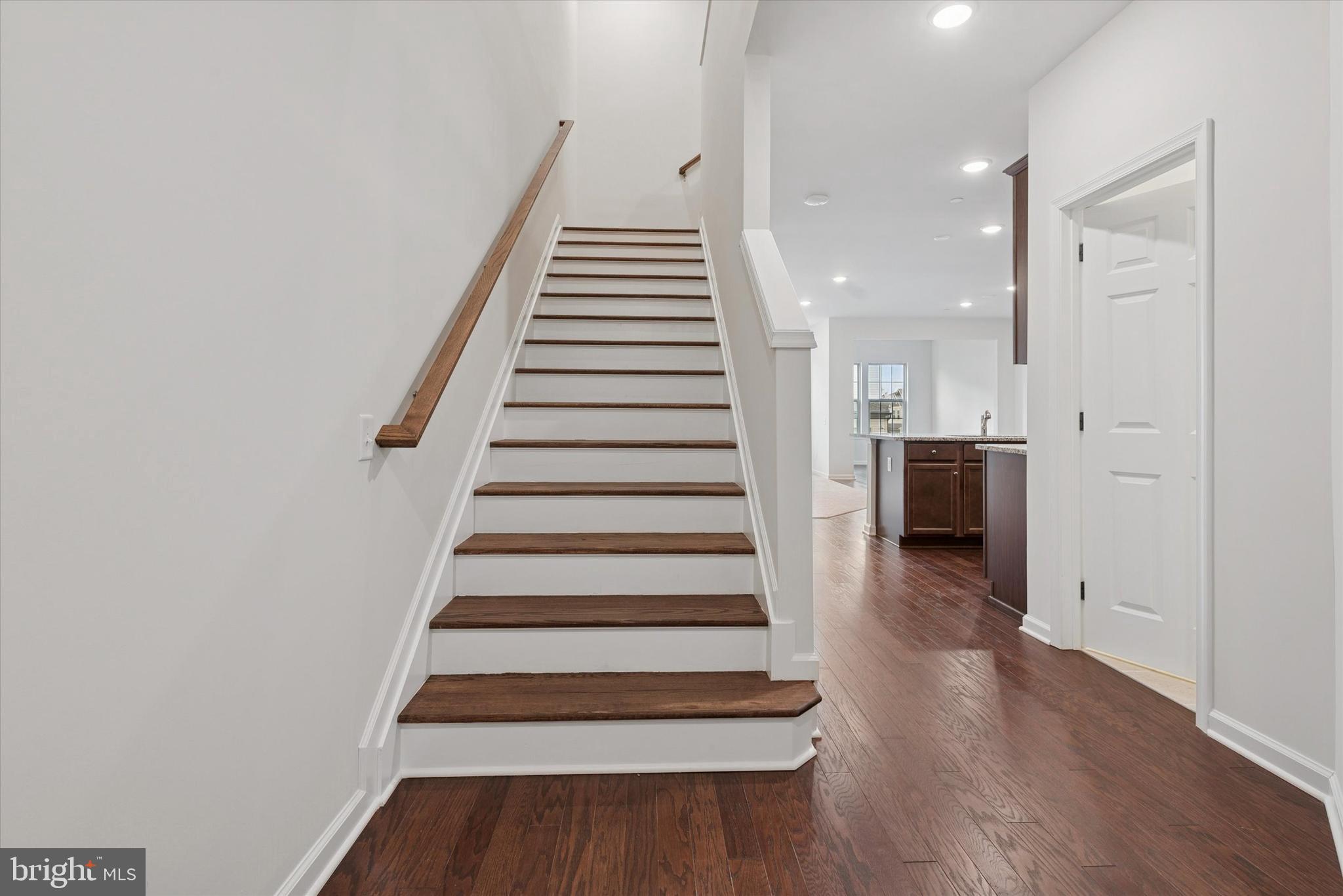 SPRING LAKE - Residential Lease