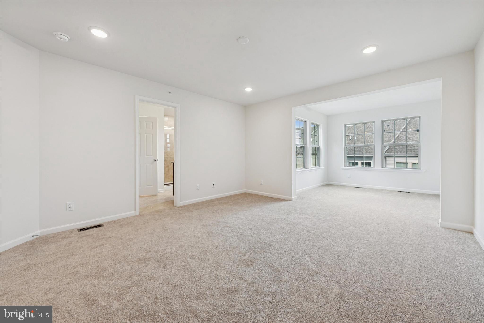 SPRING LAKE - Residential Lease