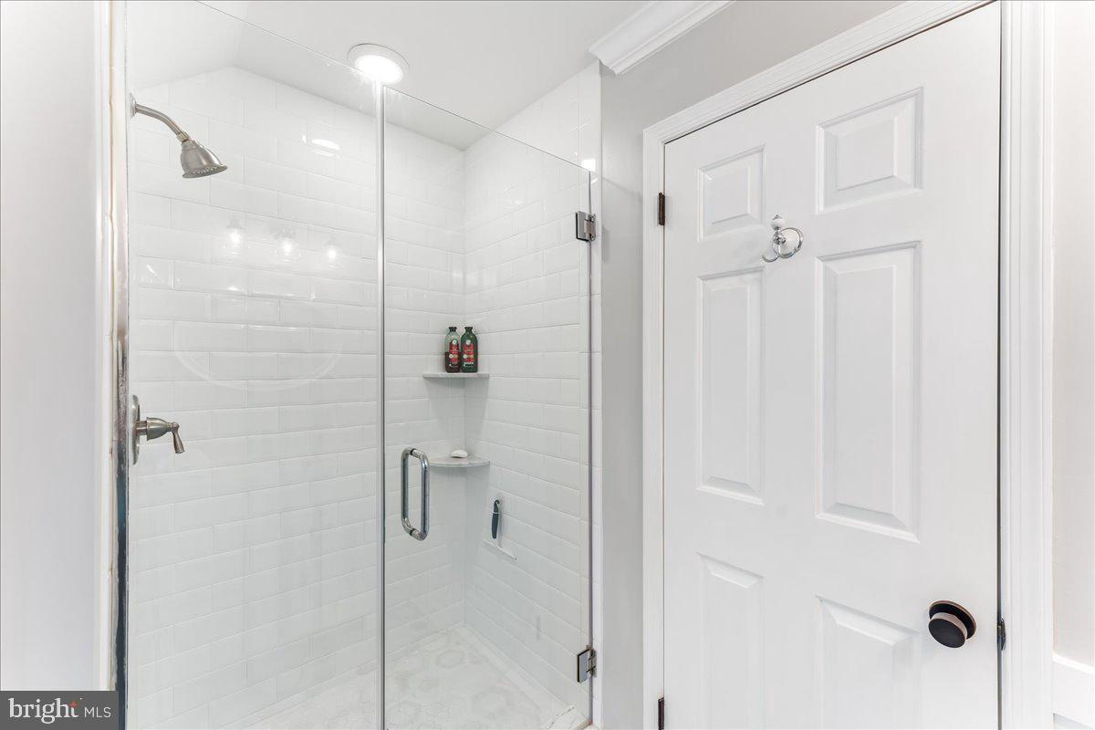 WILLOWMERE - Residential