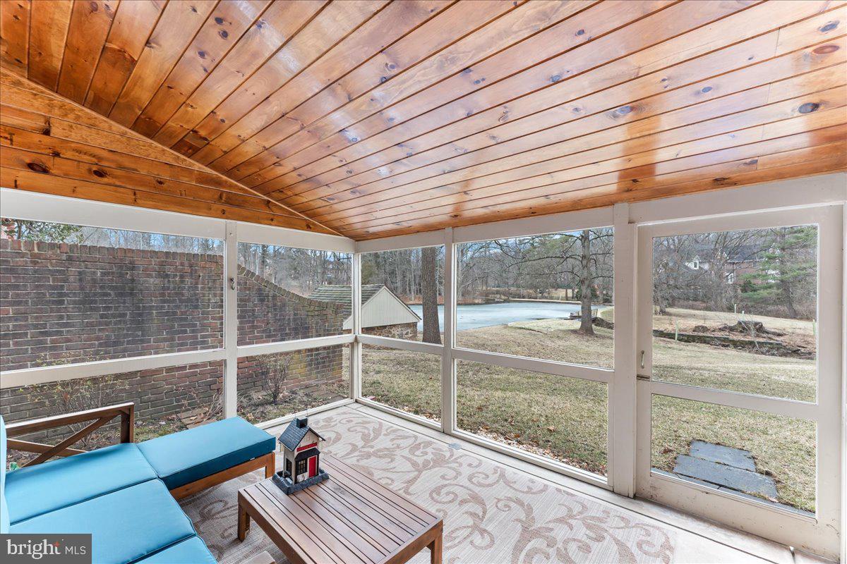 WILLOWMERE - Residential