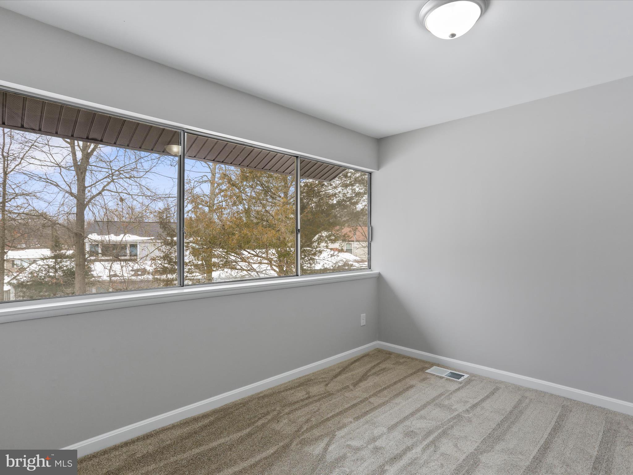 LAYTONIA - Residential