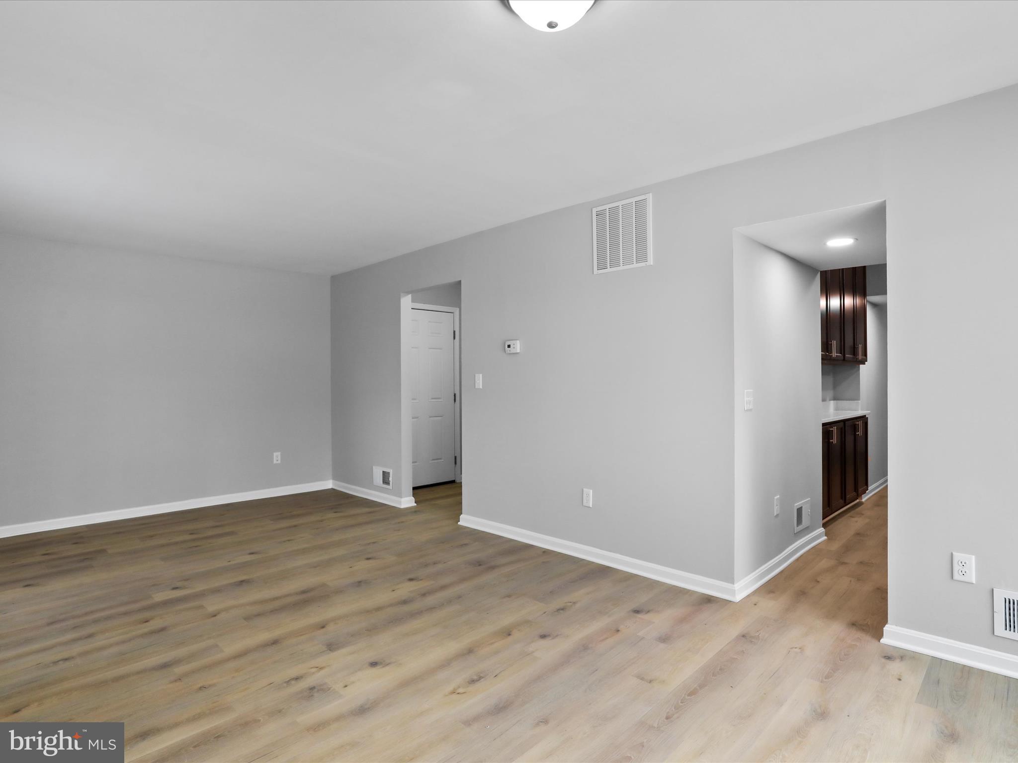 LAYTONIA - Residential