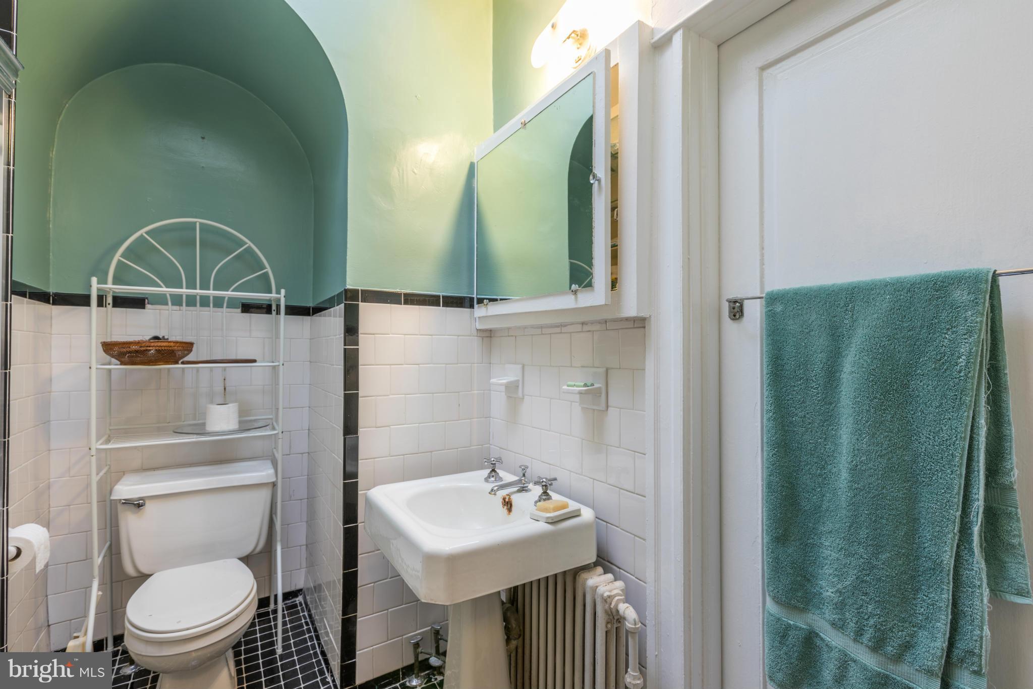 CHARLES VILLAGE - Residential