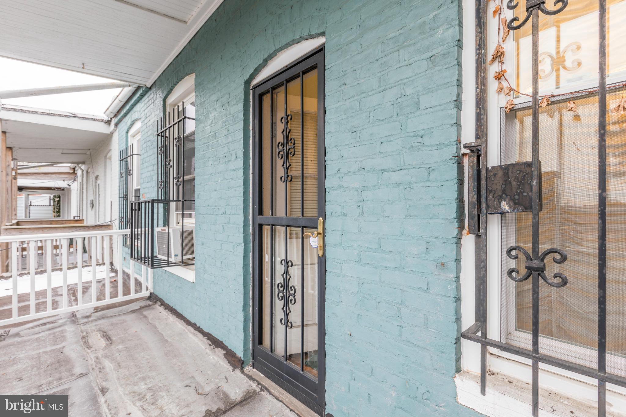 CHARLES VILLAGE - Residential