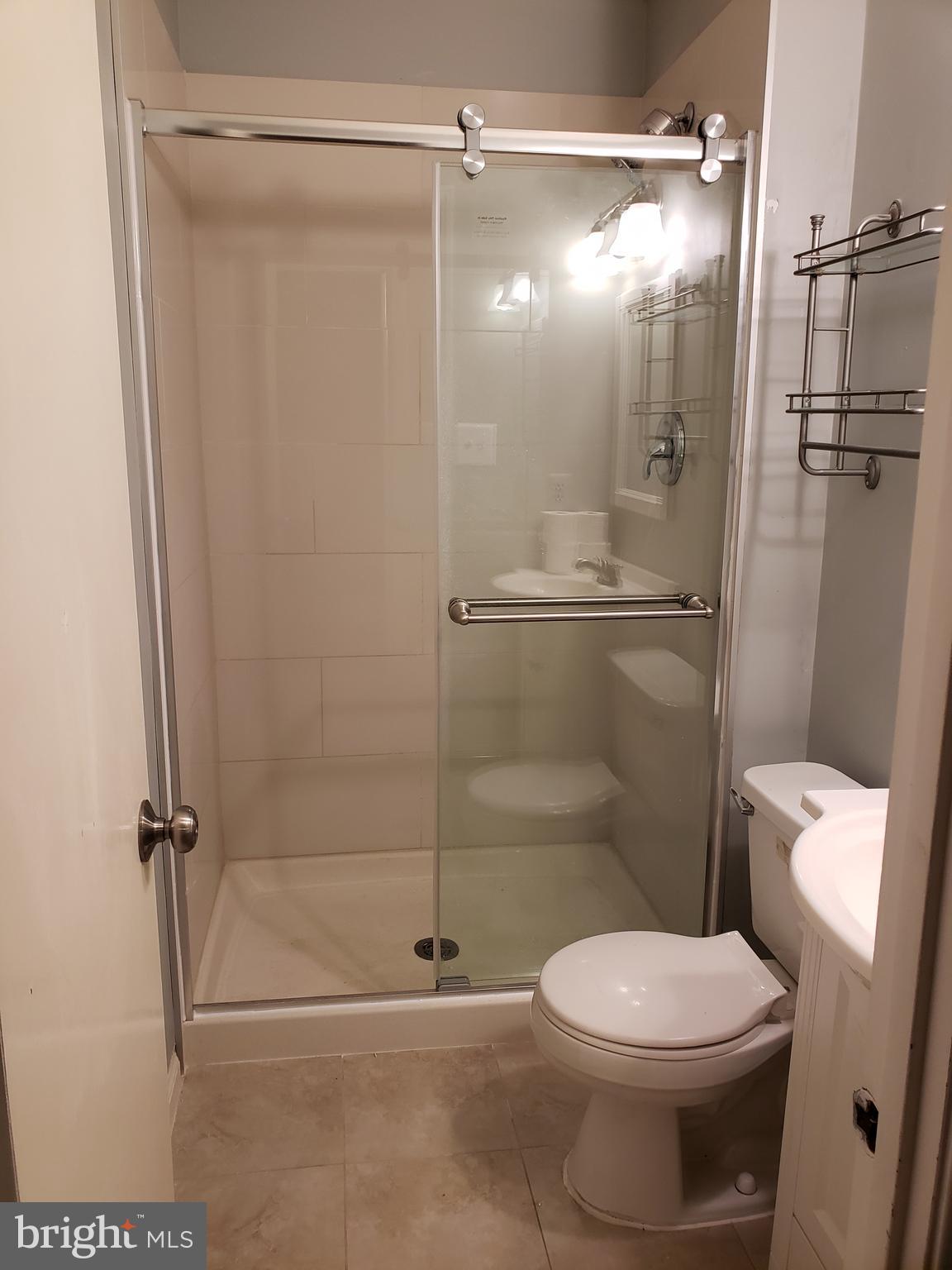 LAKE RIDGE - ANTIETAM - Residential Lease