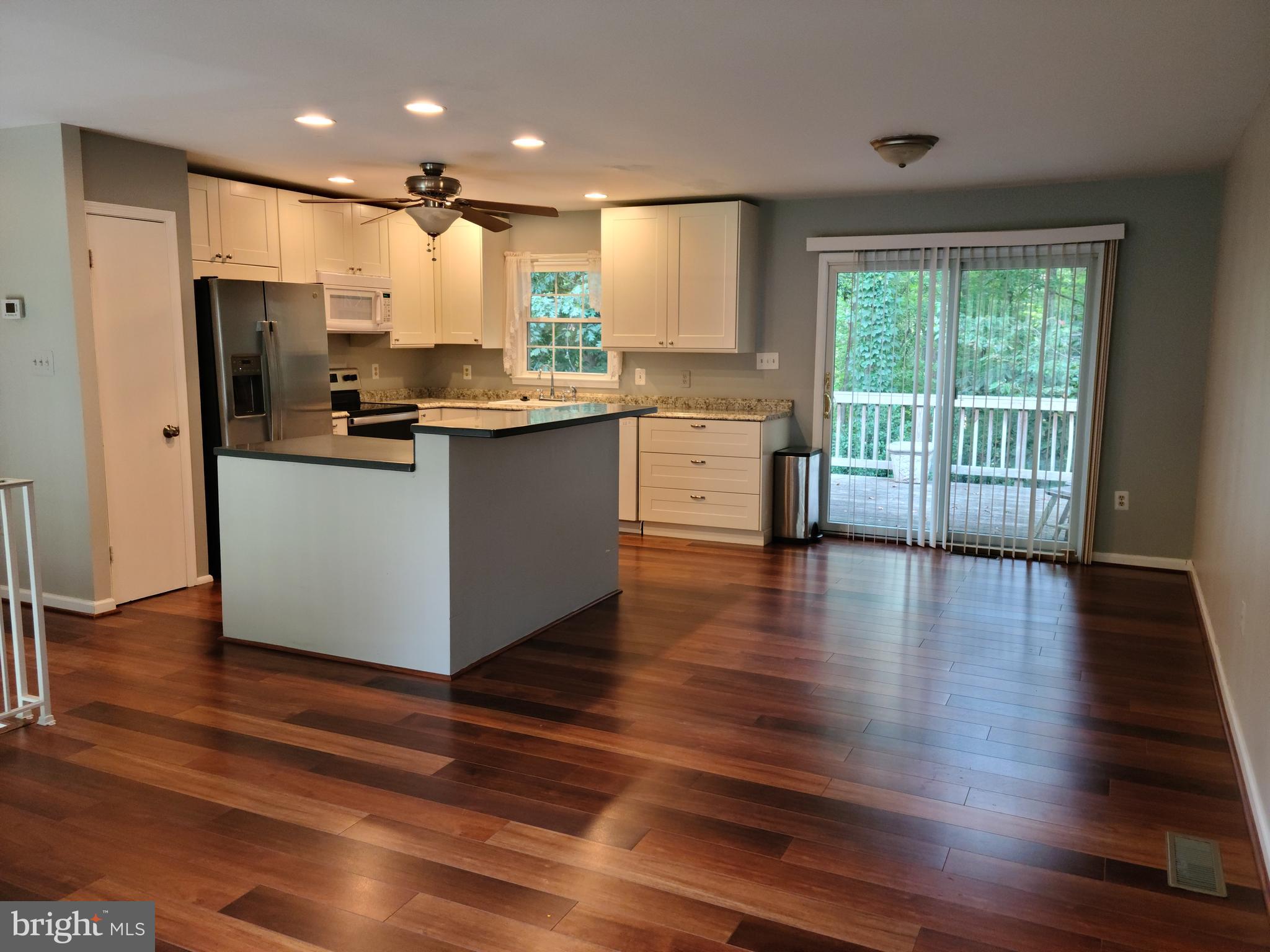 LAKE RIDGE - ANTIETAM - Residential Lease