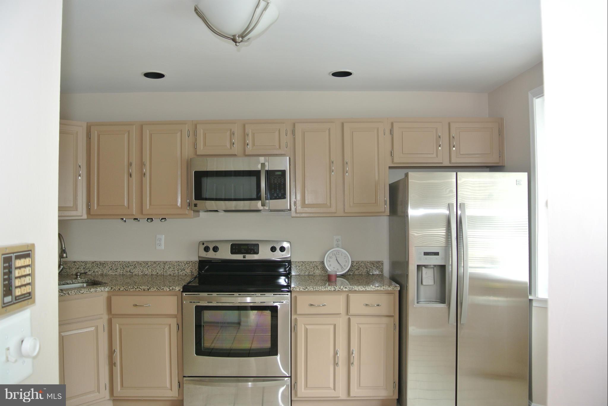 HUNTERS RUN - Residential