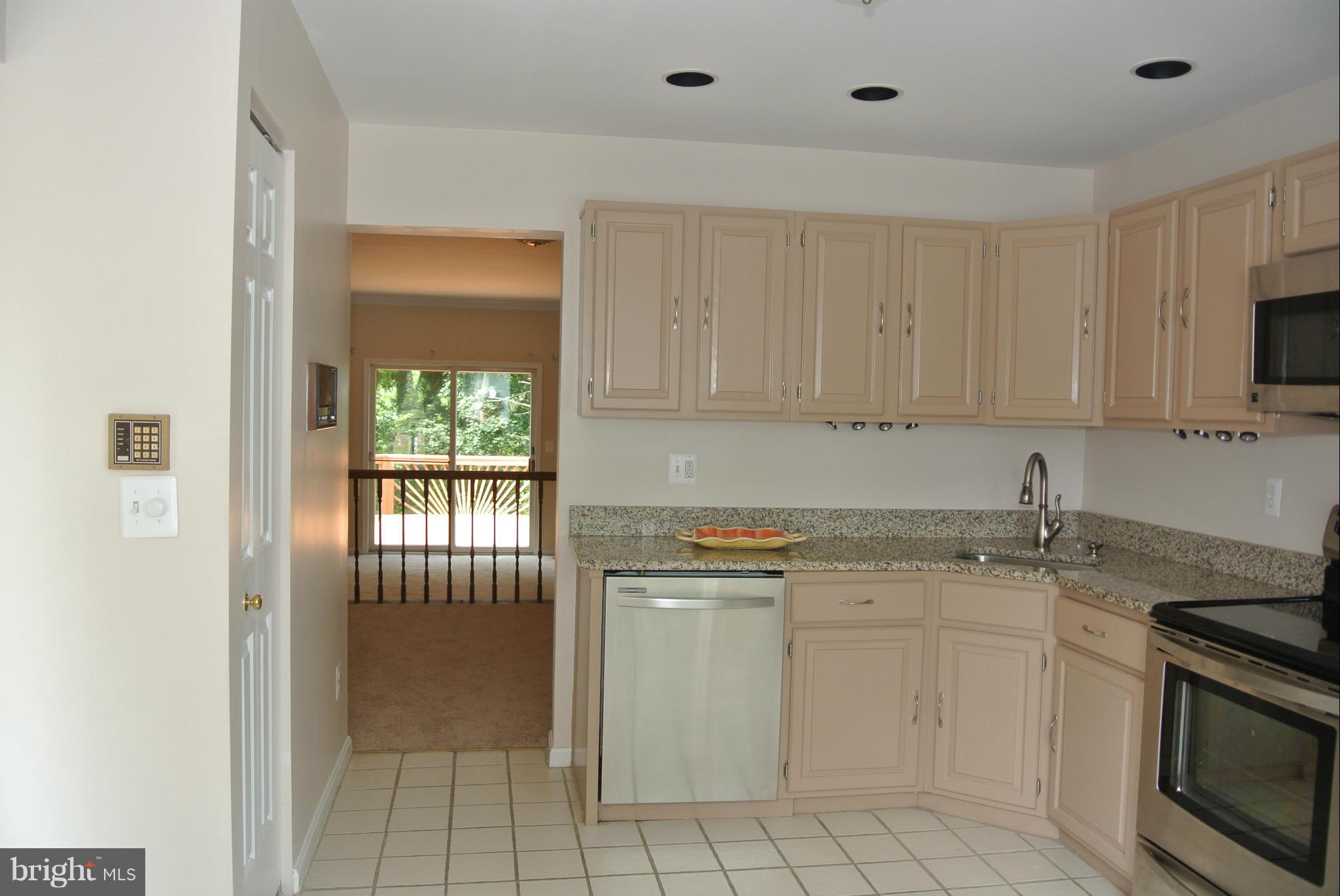 HUNTERS RUN - Residential