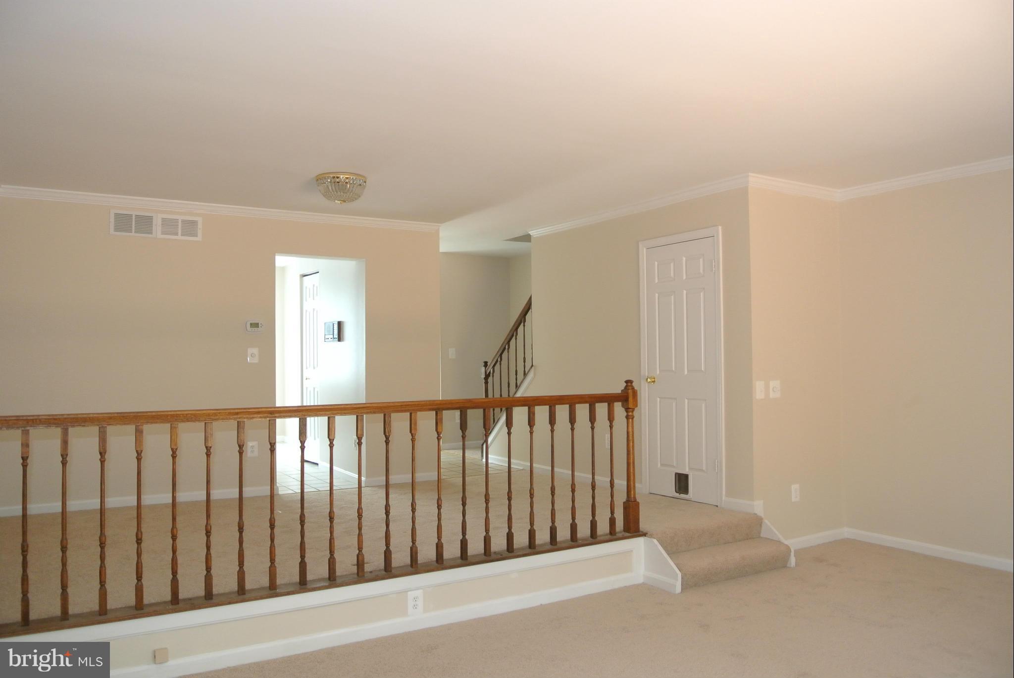 HUNTERS RUN - Residential