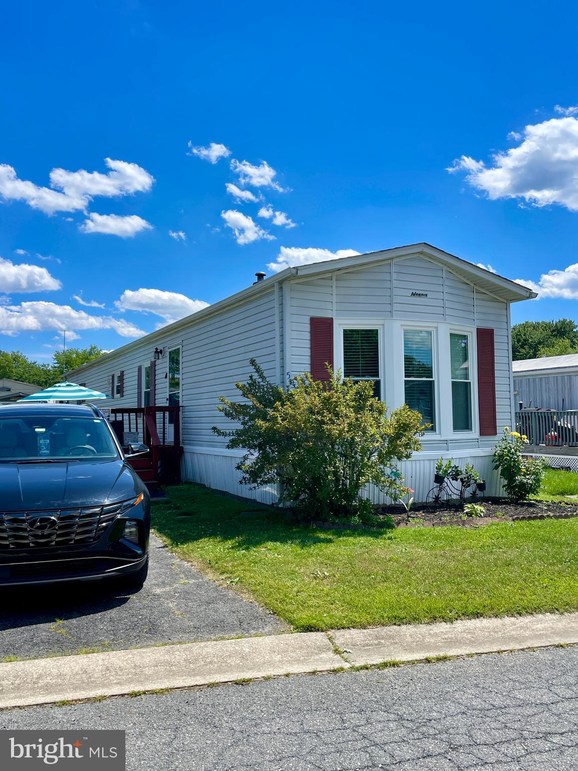 5 MILKWEED COURT 245
