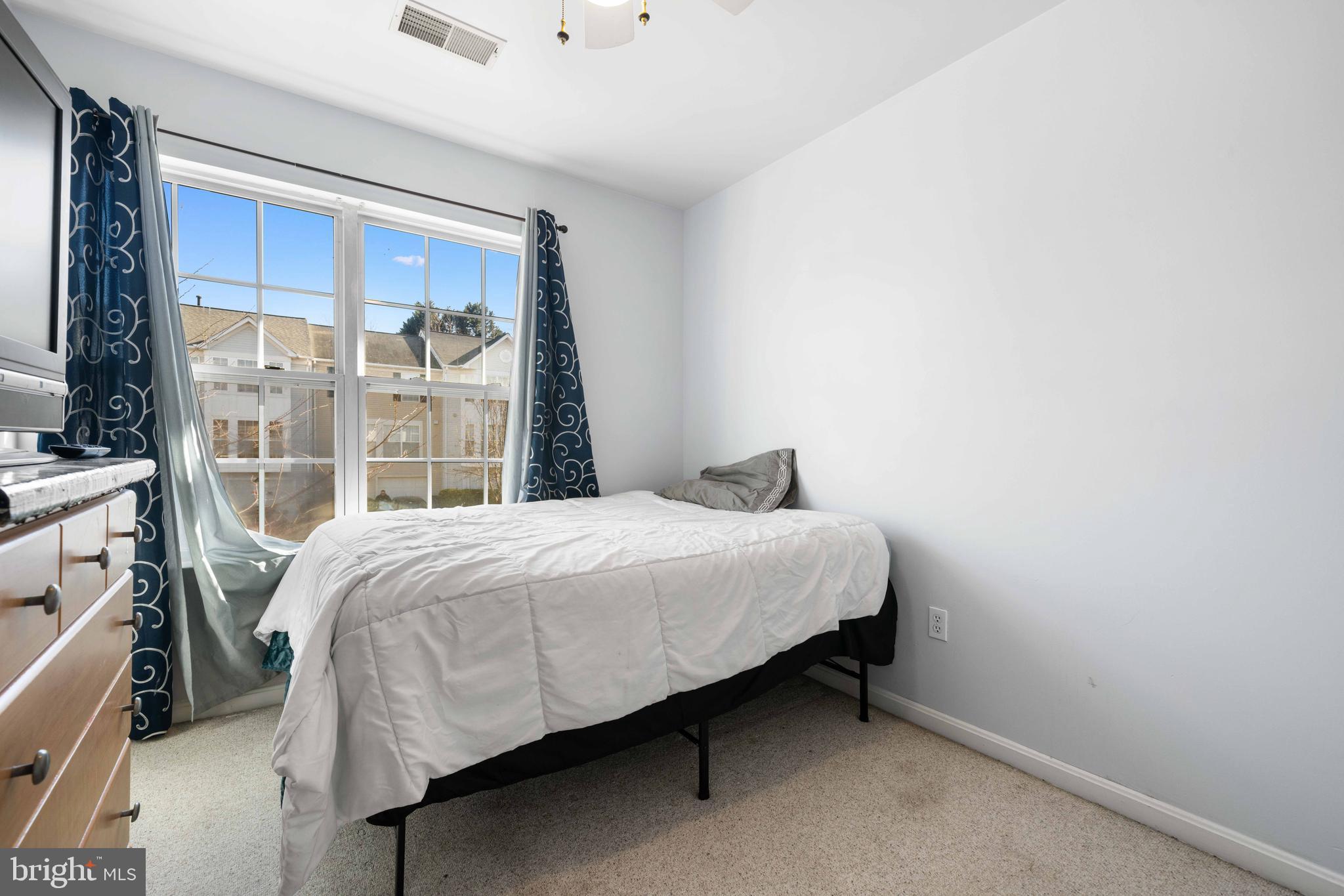 BELMONT STATION - Residential