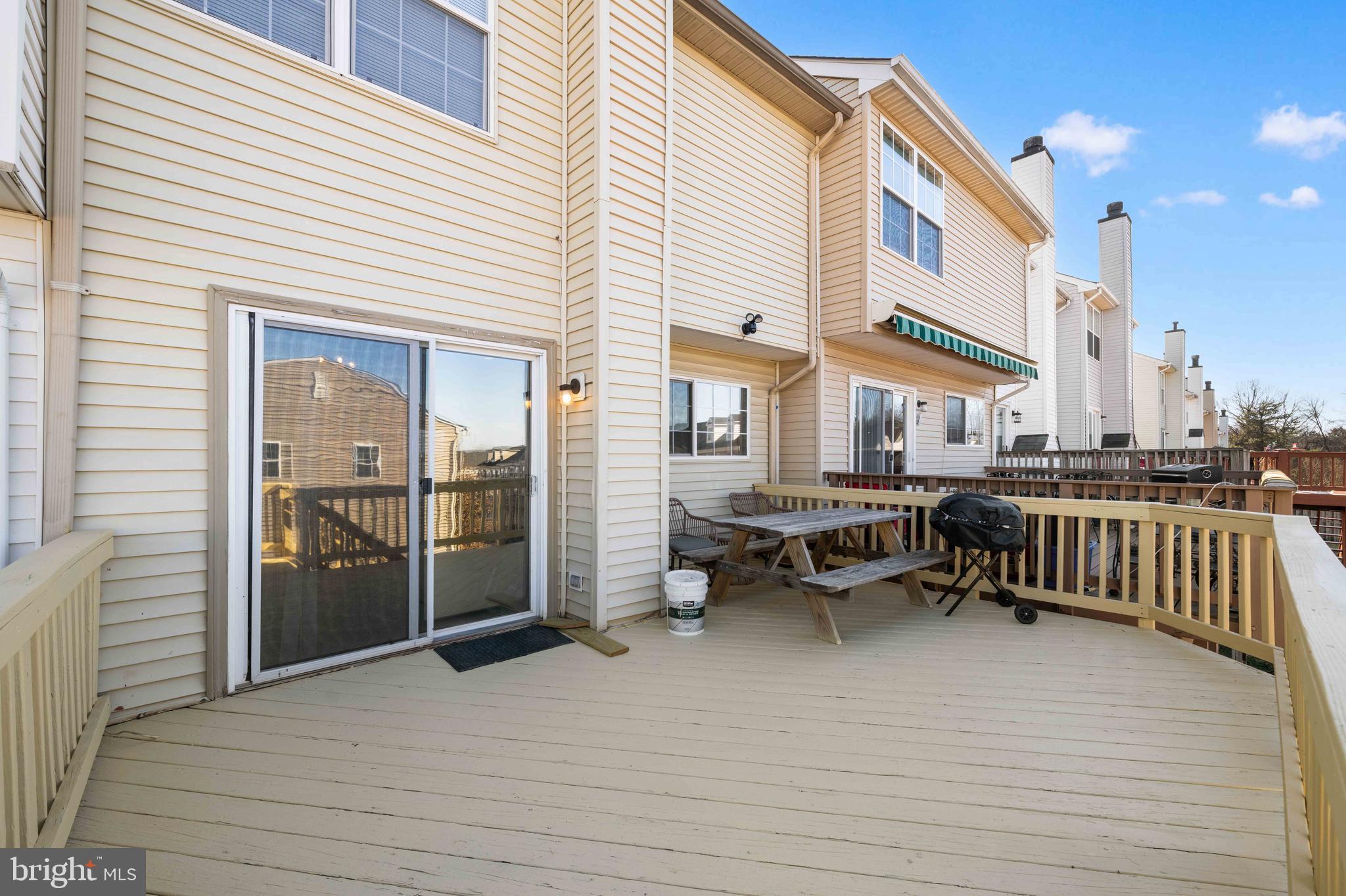 BELMONT STATION - Residential