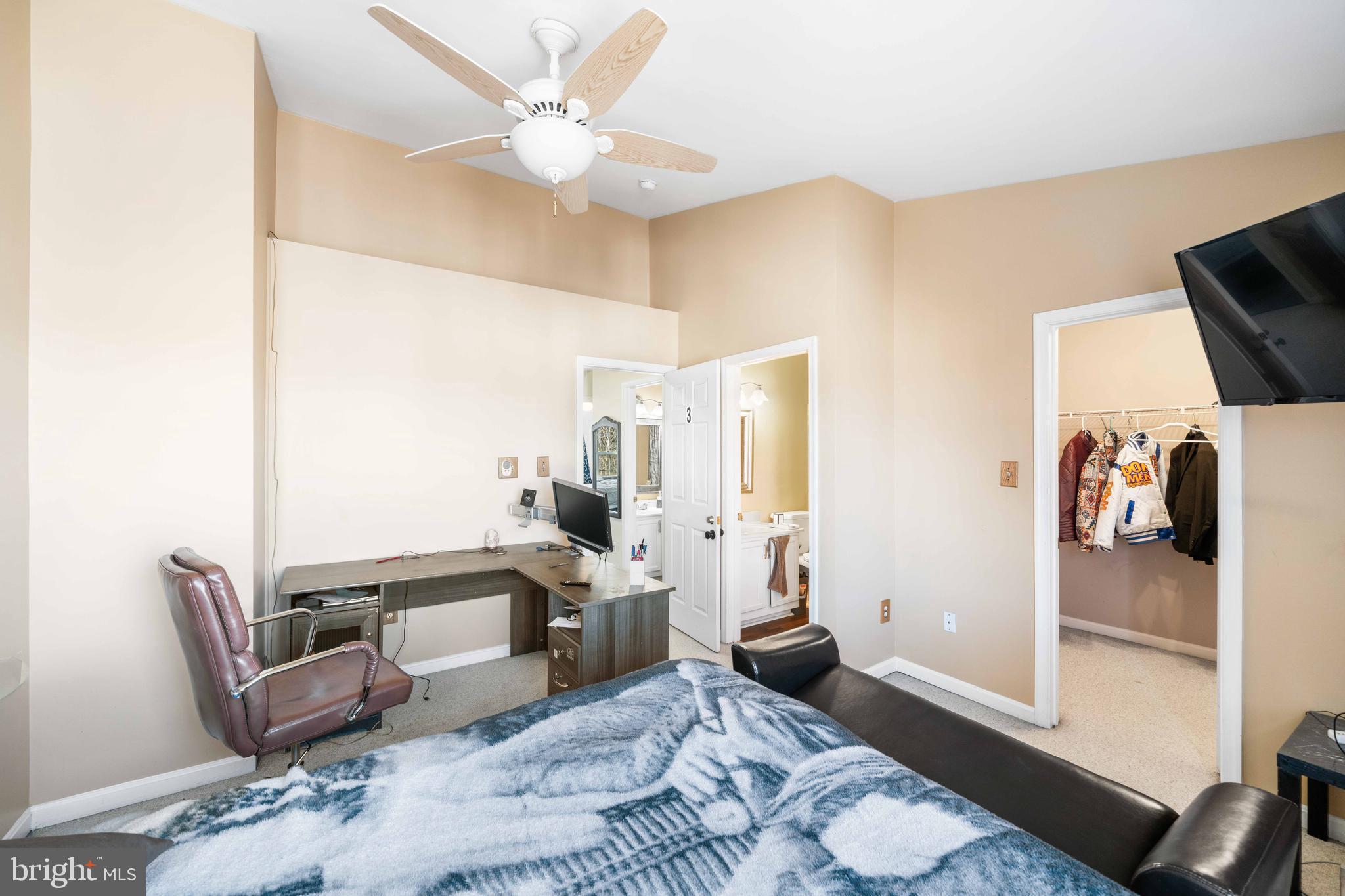 BELMONT STATION - Residential