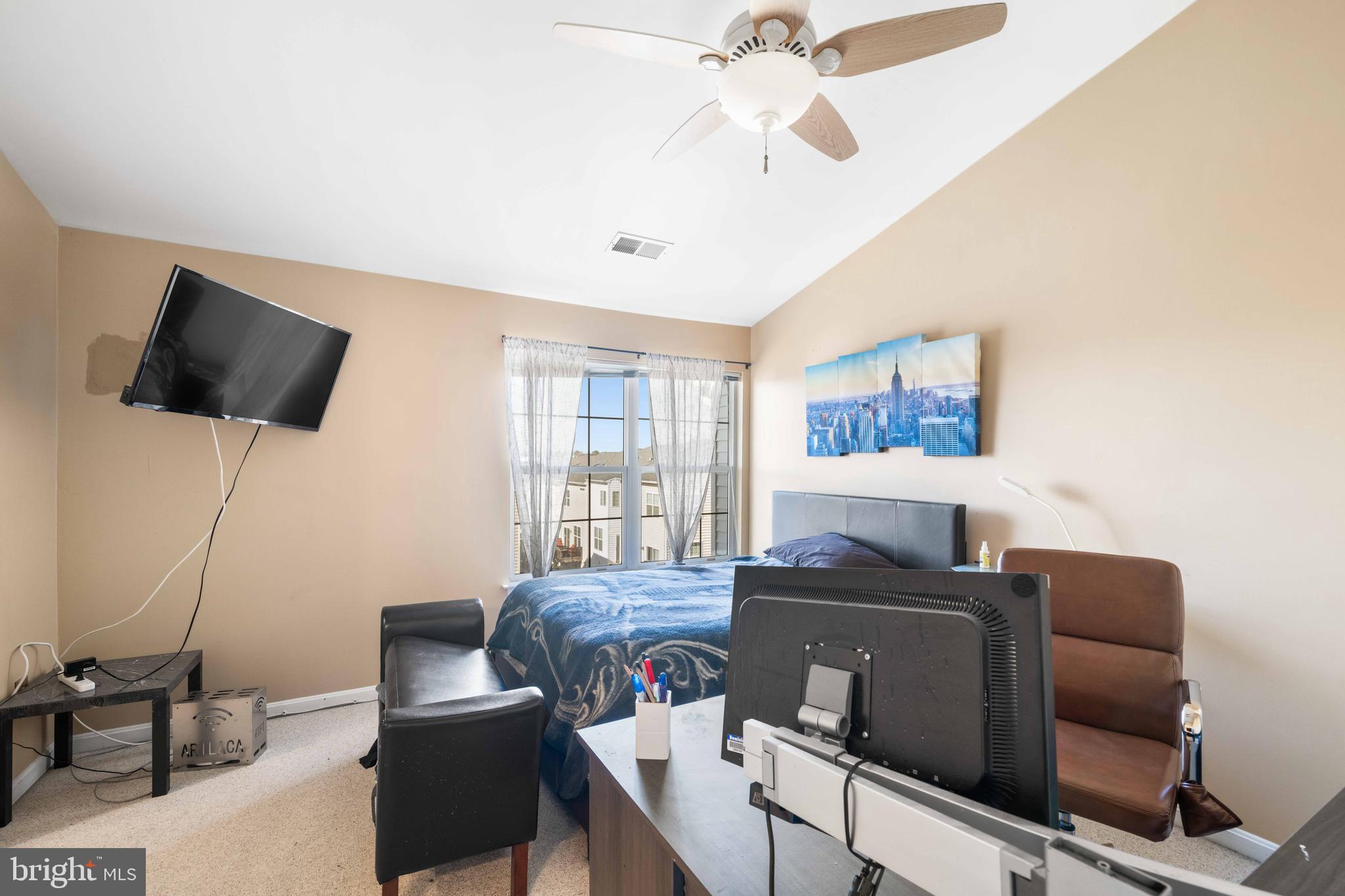 BELMONT STATION - Residential