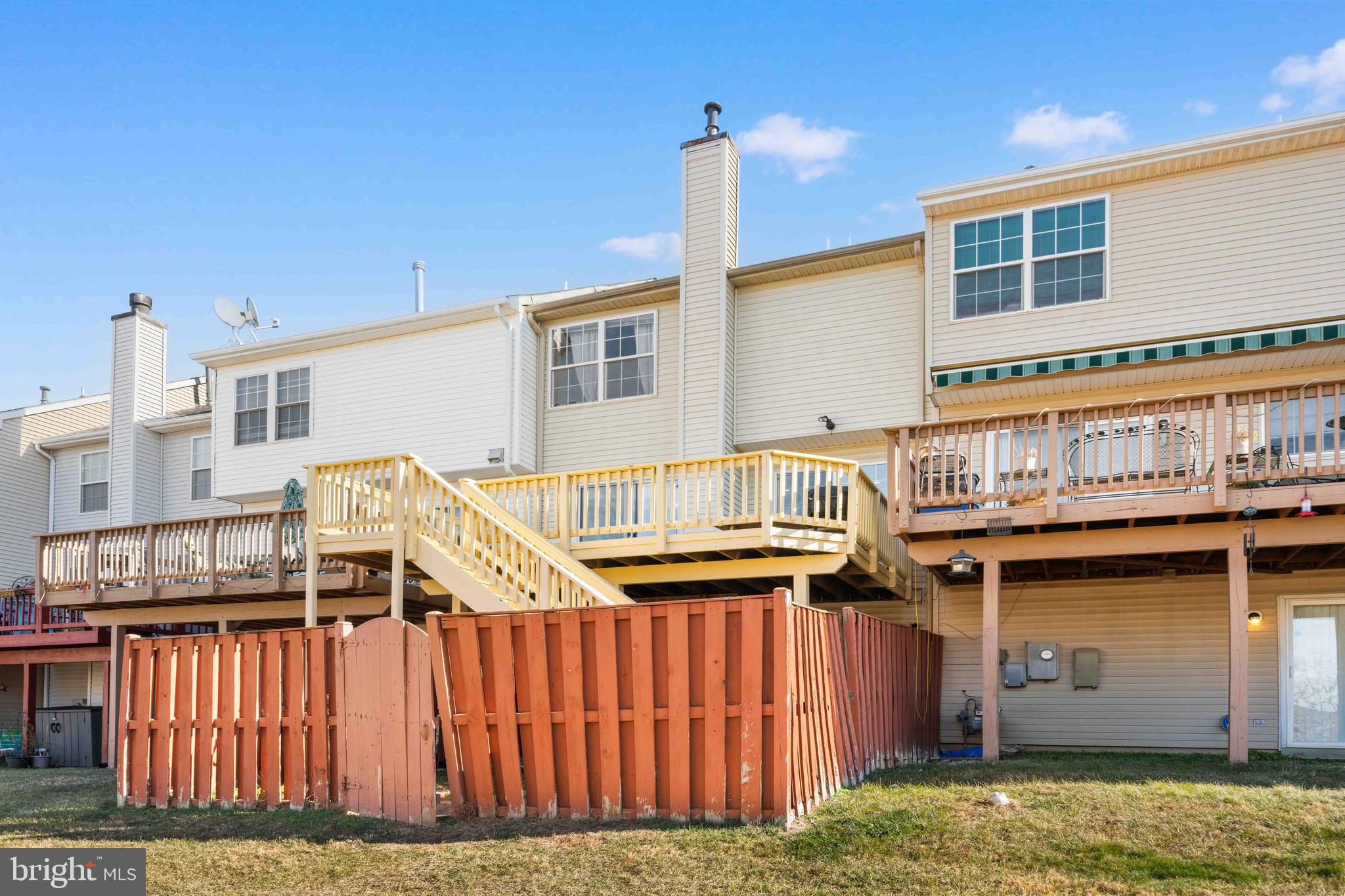 BELMONT STATION - Residential