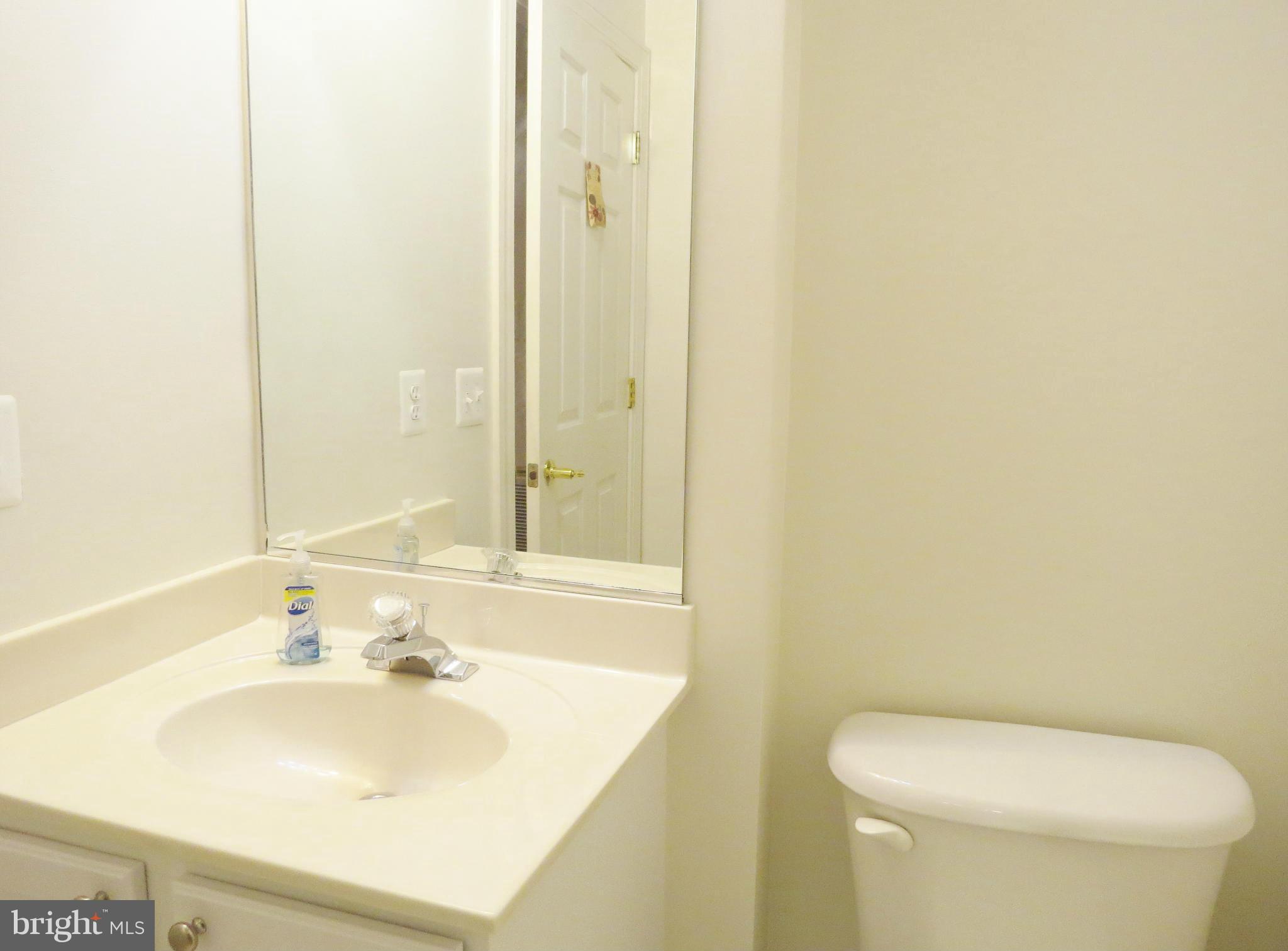 KING FARM WATKINS POND - Residential Lease