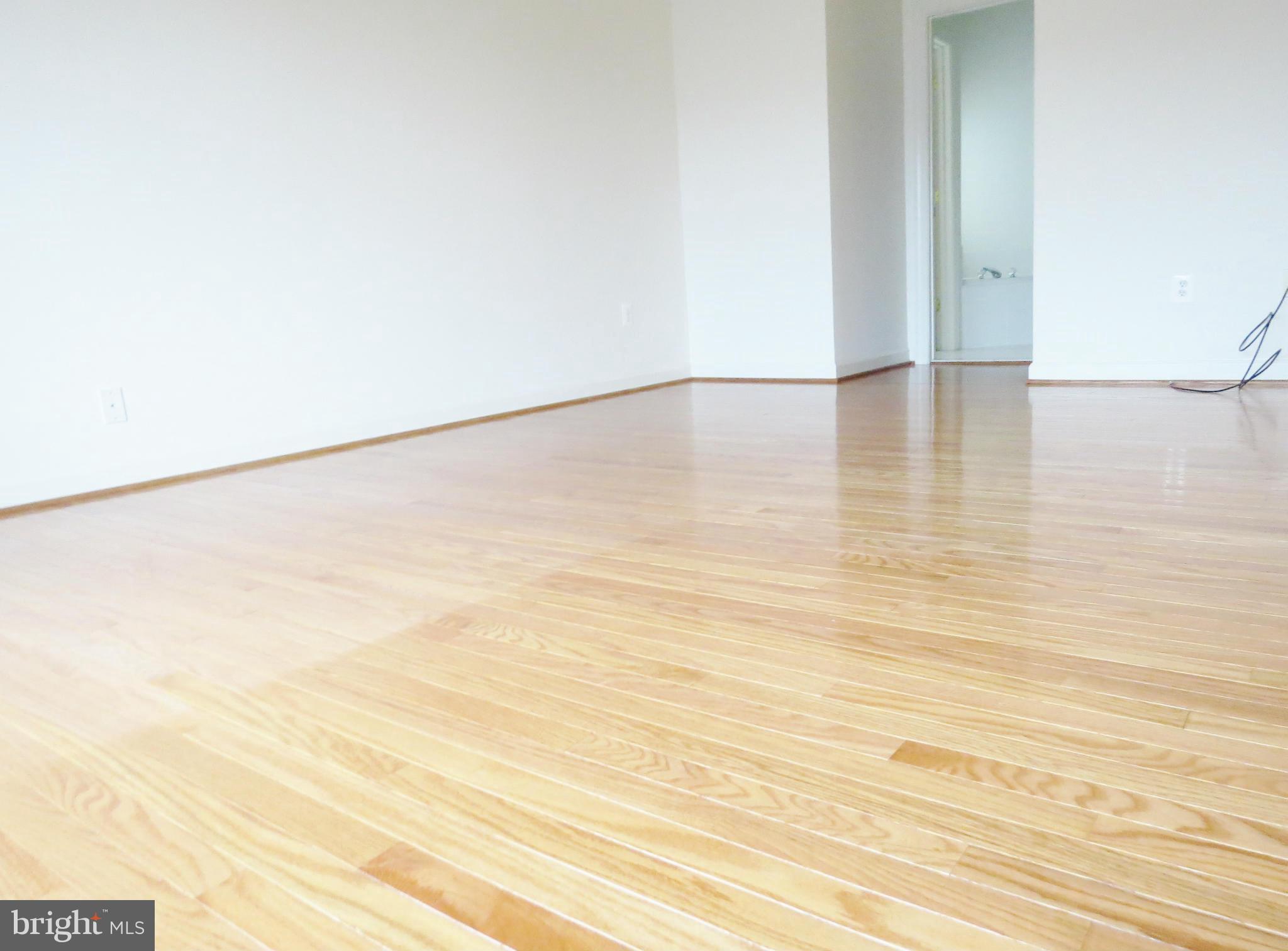 KING FARM WATKINS POND - Residential Lease