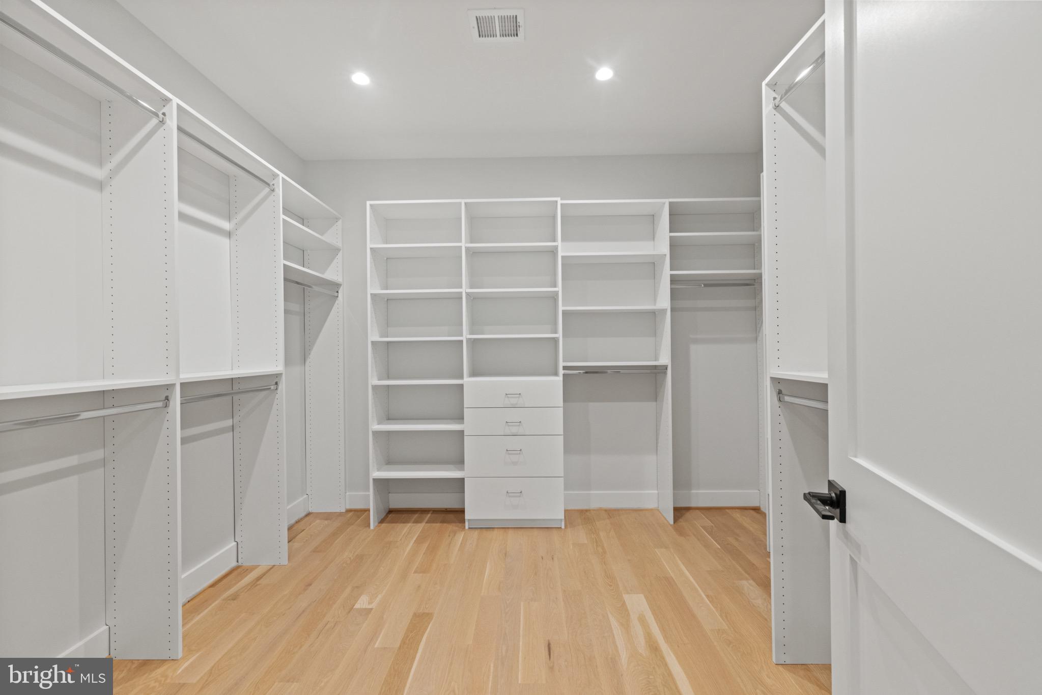 COHASSET - Residential