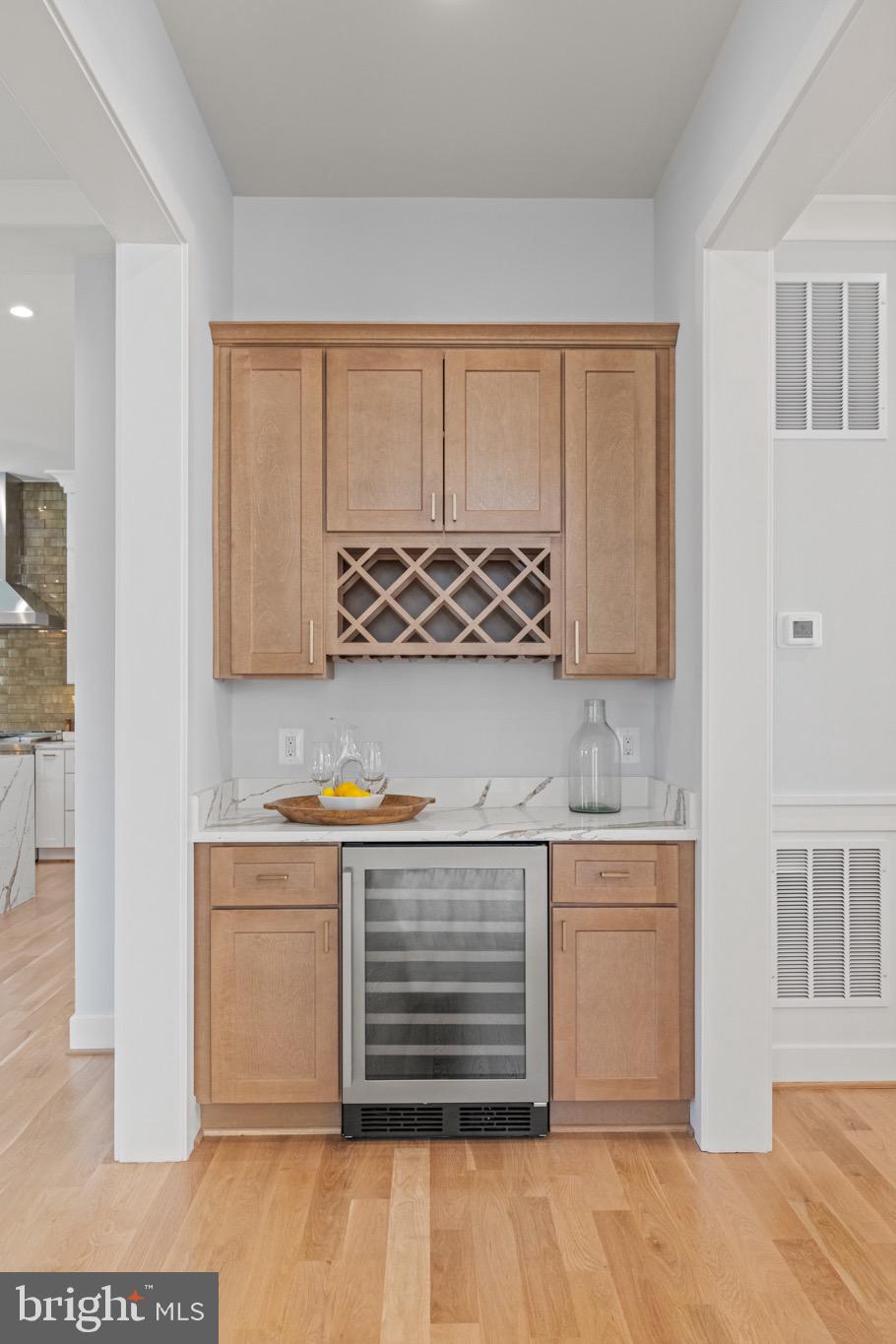 COHASSET - Residential