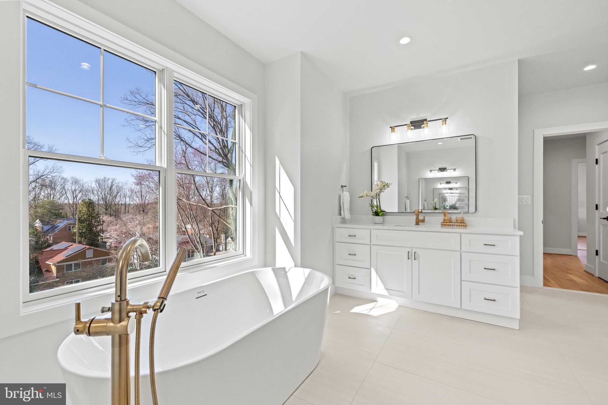 COHASSET - Residential