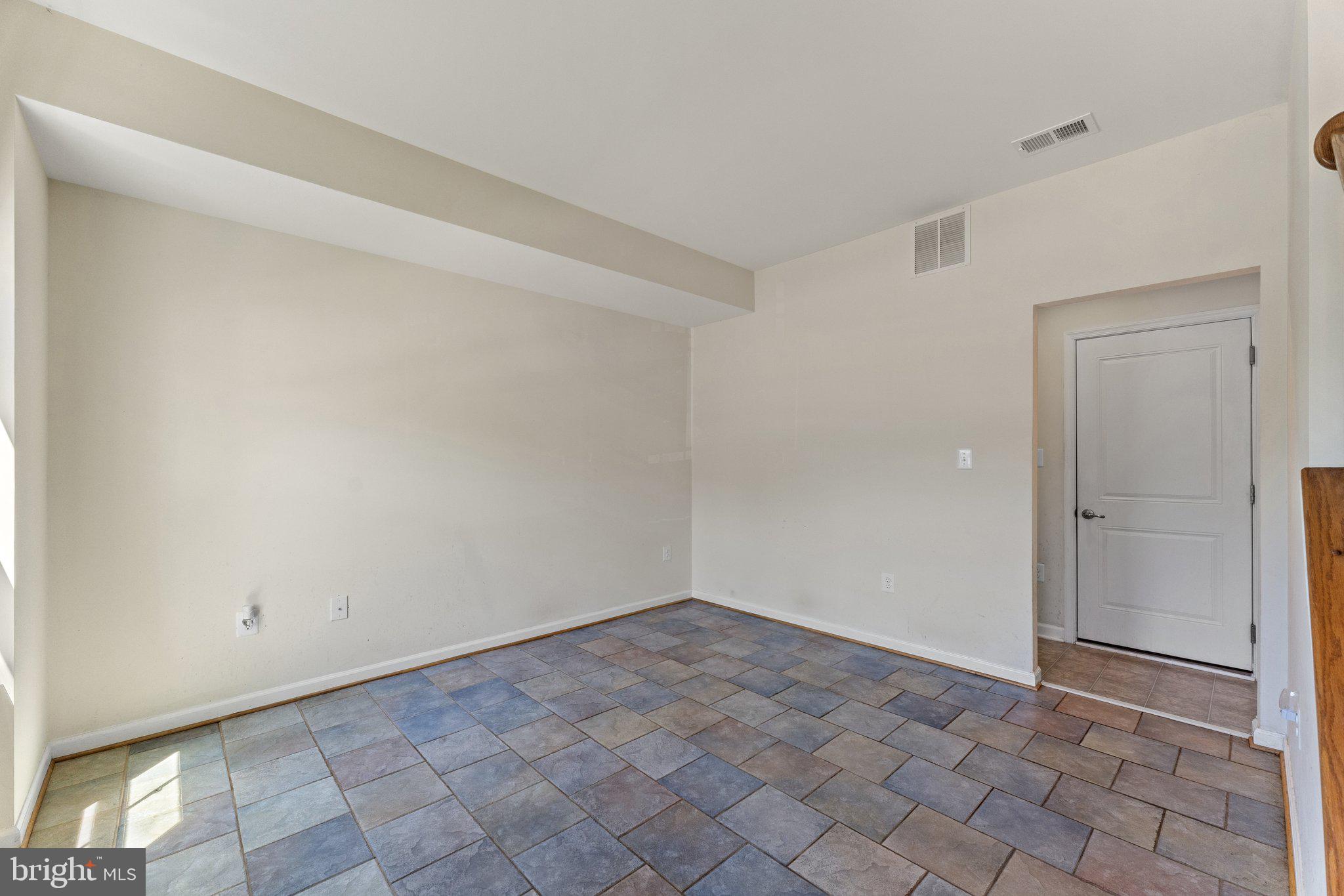 WESTRIDGE CONDOMINIUM - Residential