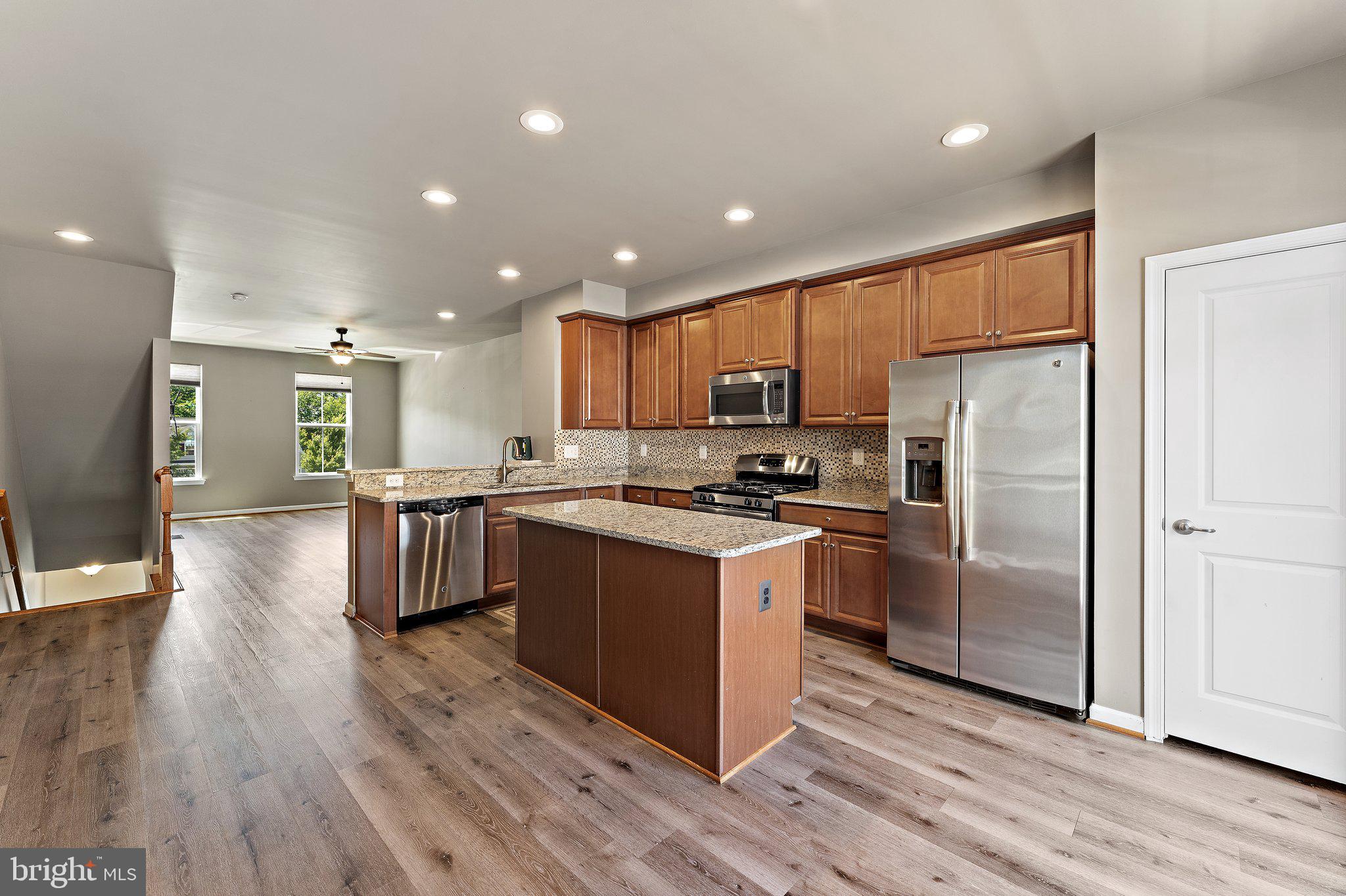 WESTRIDGE CONDOMINIUM - Residential