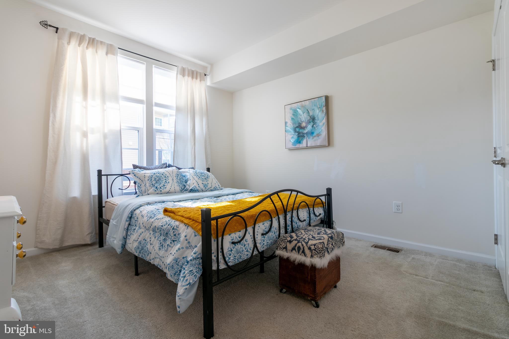 GREENBELT STATION - Residential