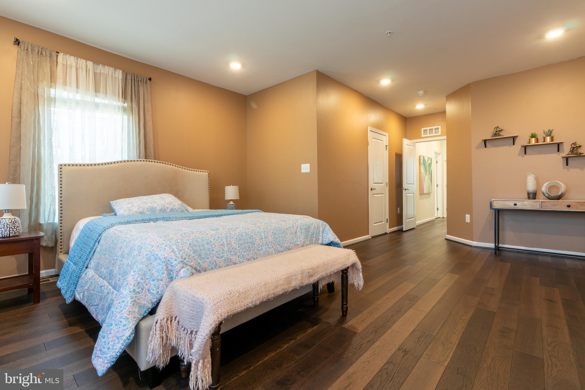 GREENBELT STATION - Residential