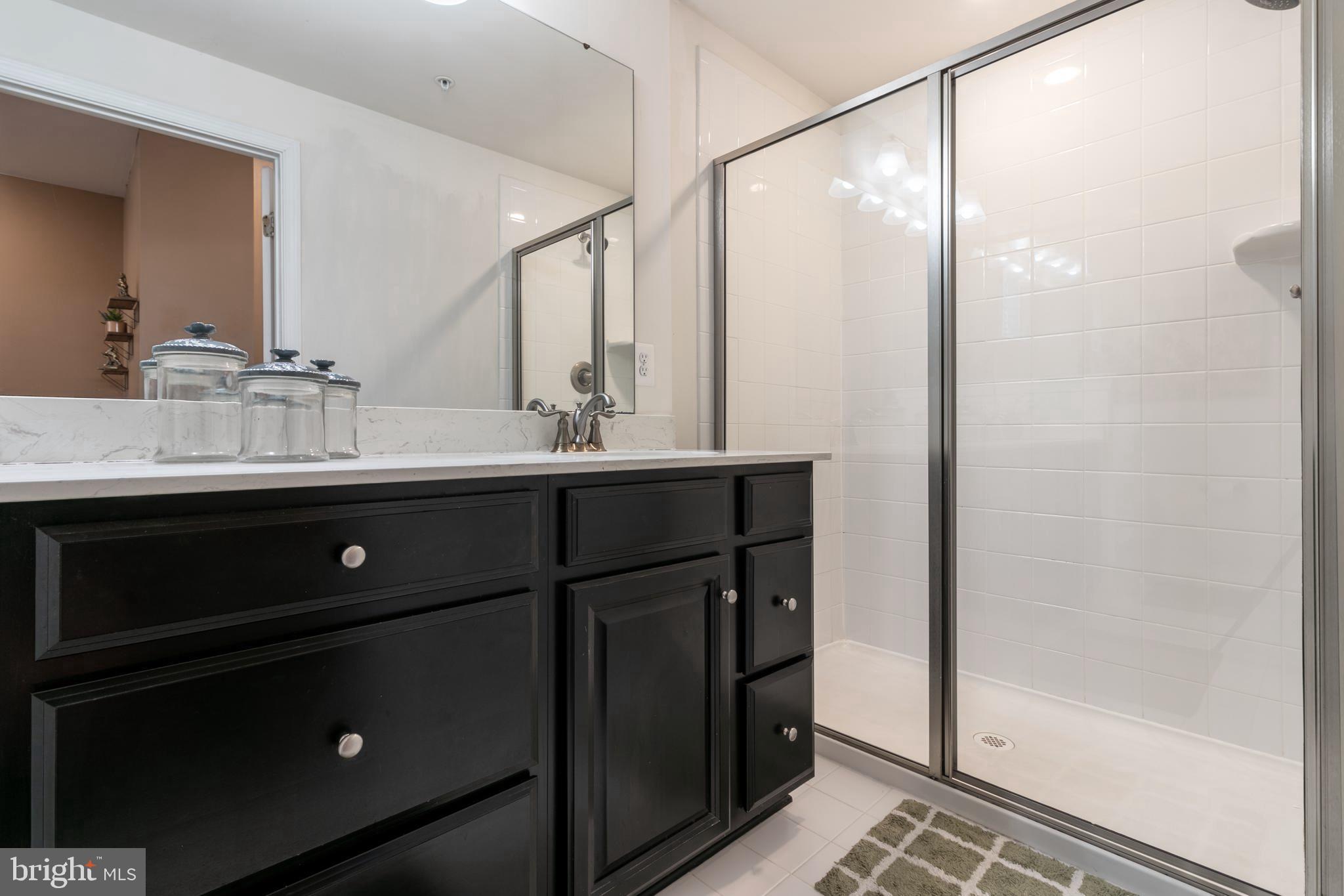 GREENBELT STATION - Residential