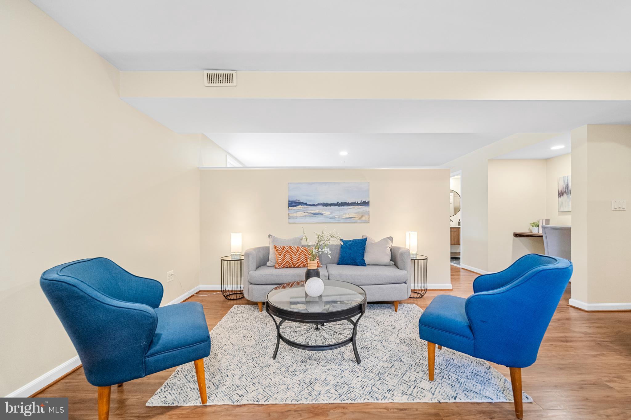 WEST MC LEAN - Residential