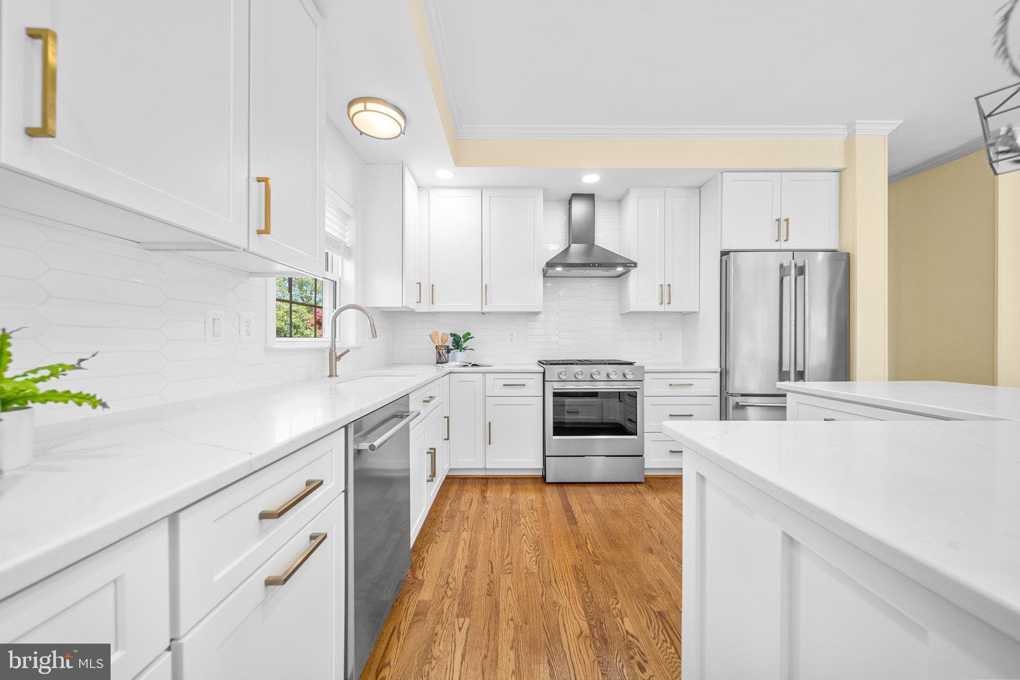 WEST MC LEAN - Residential