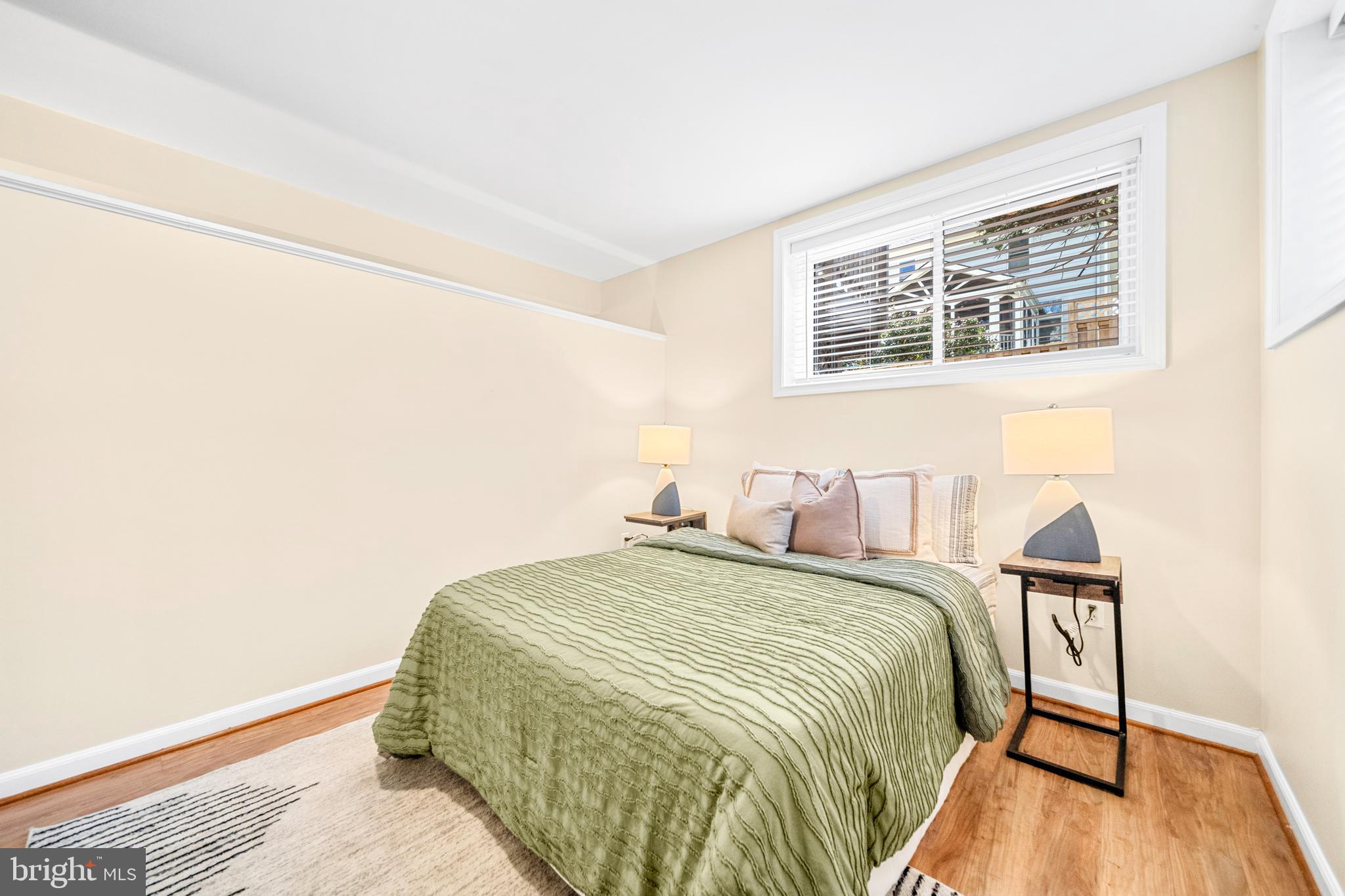 WEST MC LEAN - Residential