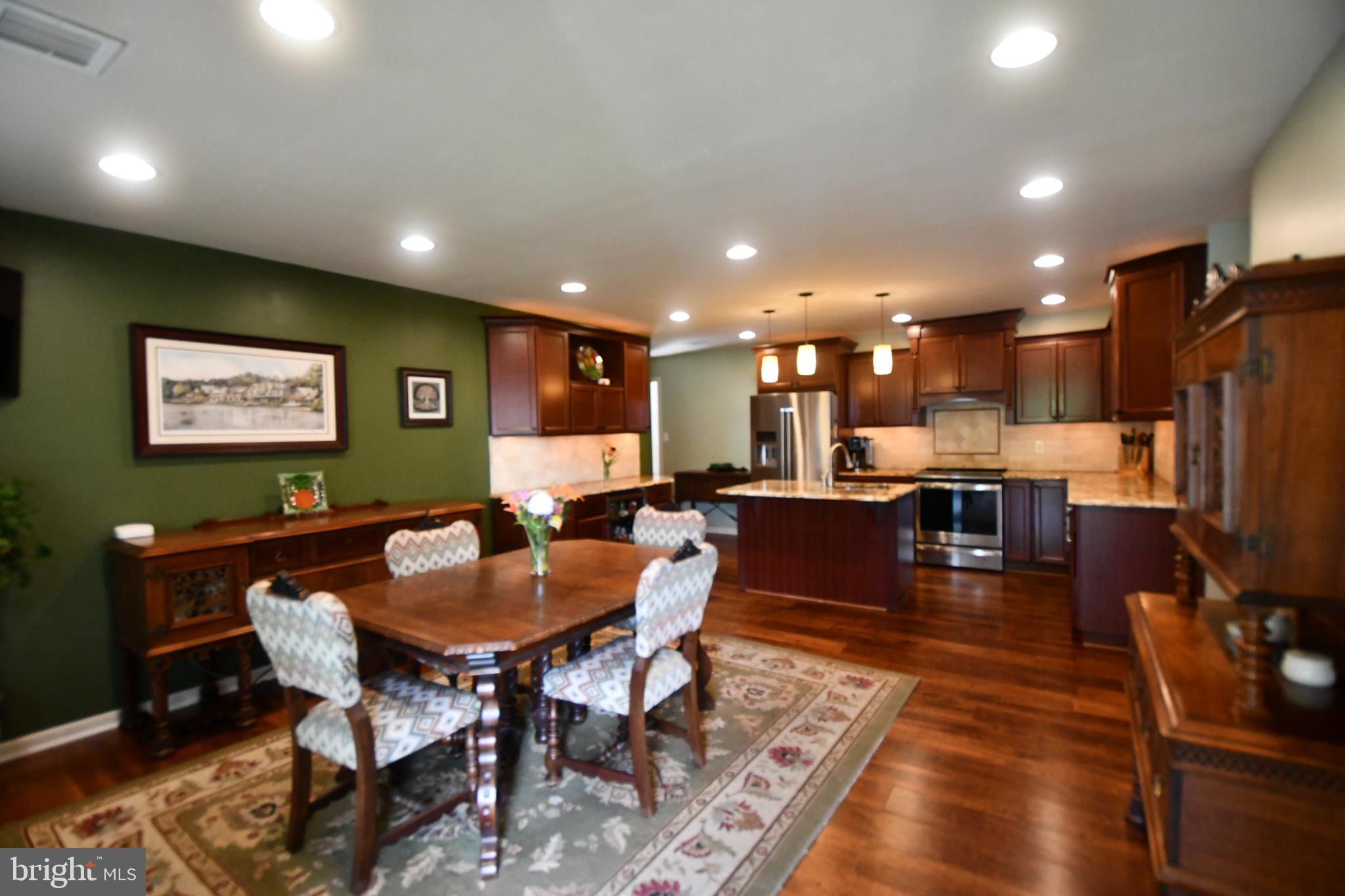 TREVOSE - Residential