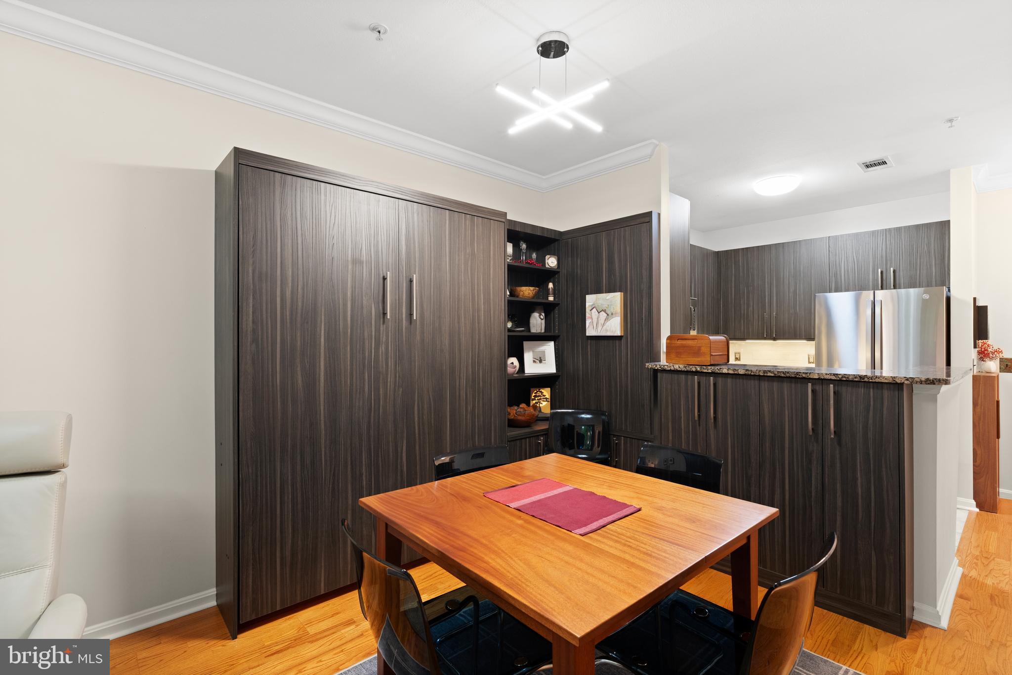 MARQUIS AT VIENNA STATION - Residential
