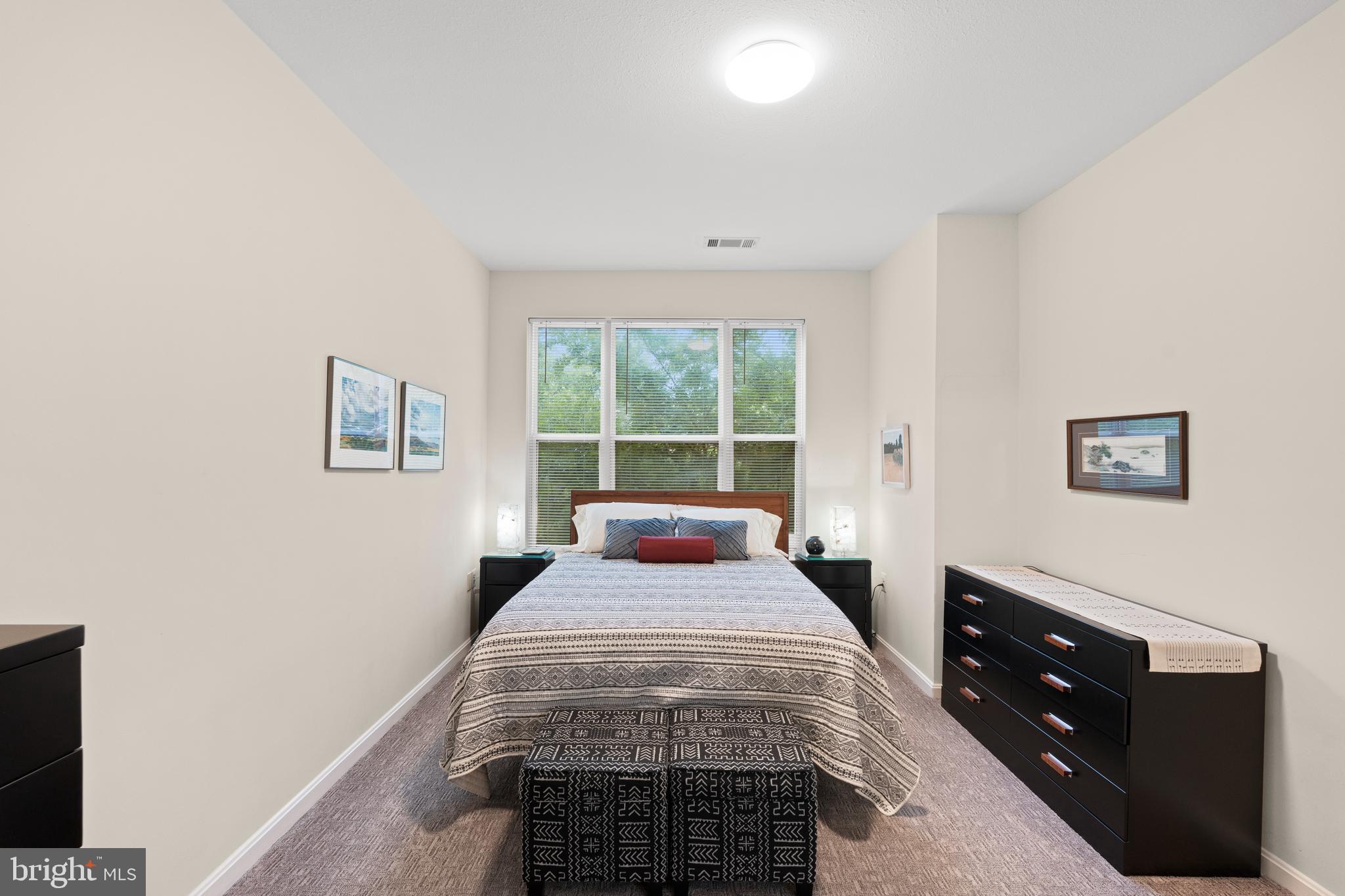 MARQUIS AT VIENNA STATION - Residential