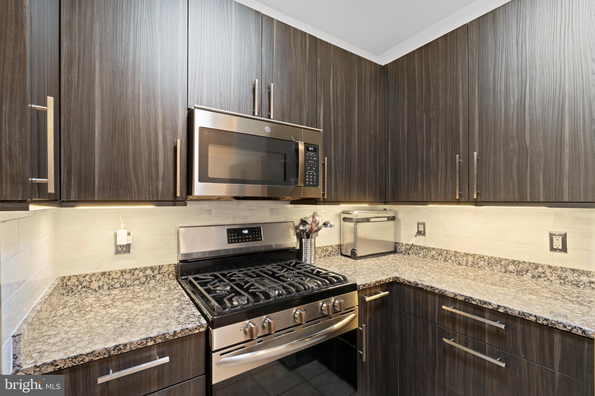 MARQUIS AT VIENNA STATION - Residential
